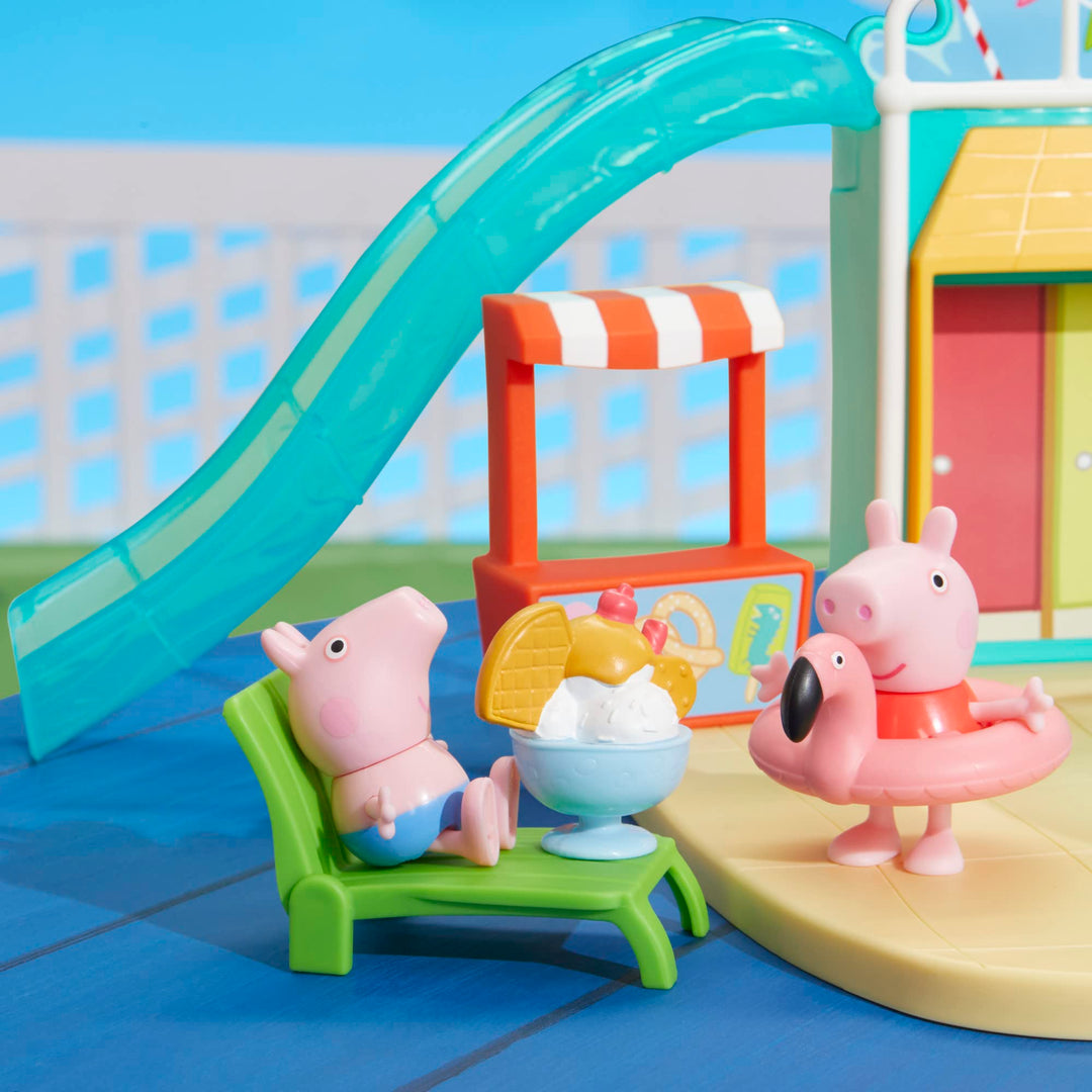 Peppa Pig Waterpark Playset - 2-Sided Playset with Figures & Accessories for 3+