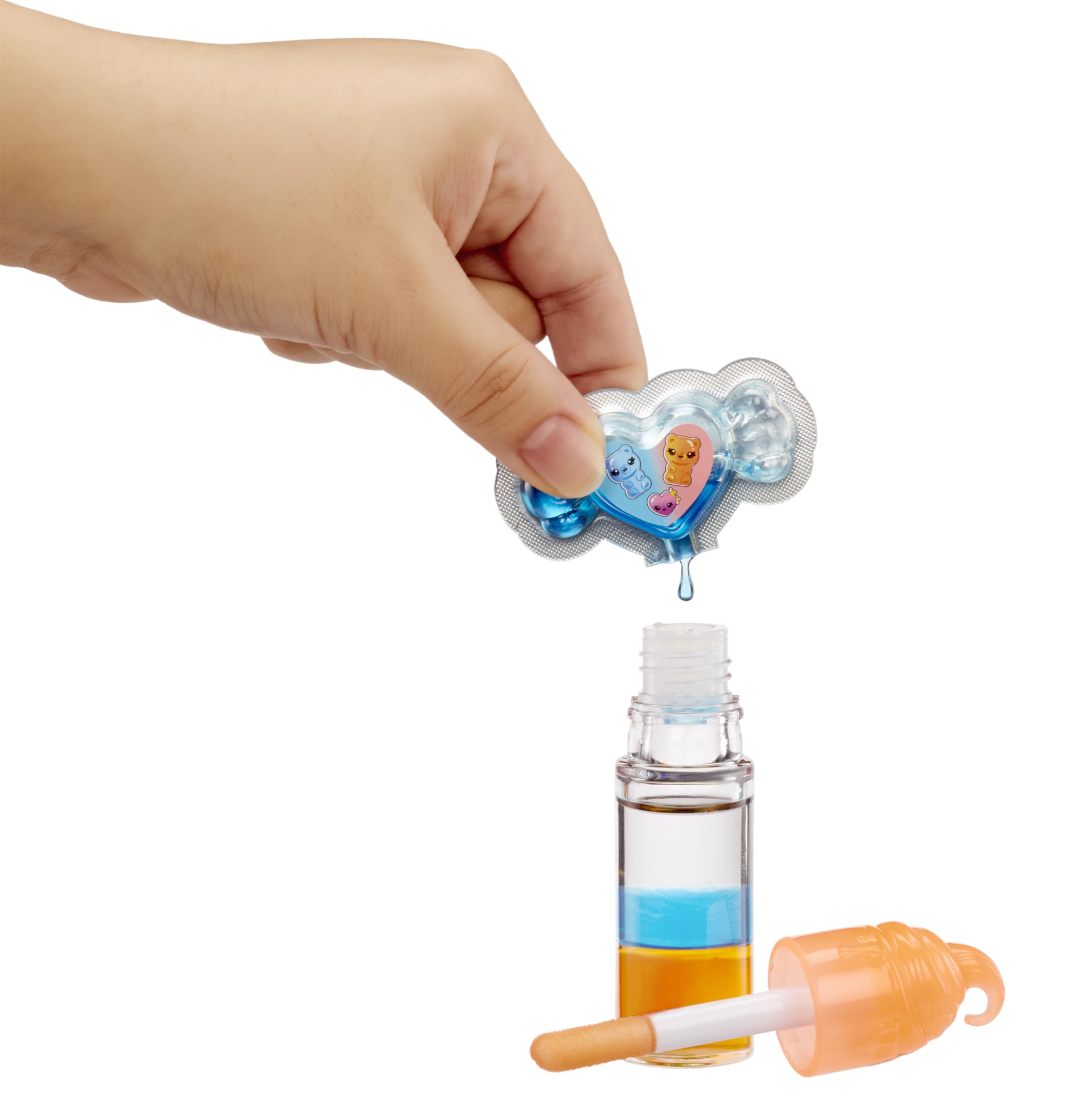 Yummiland Gwen Gummybear Lip Gloss Doll - Mystery Color Change Series 5