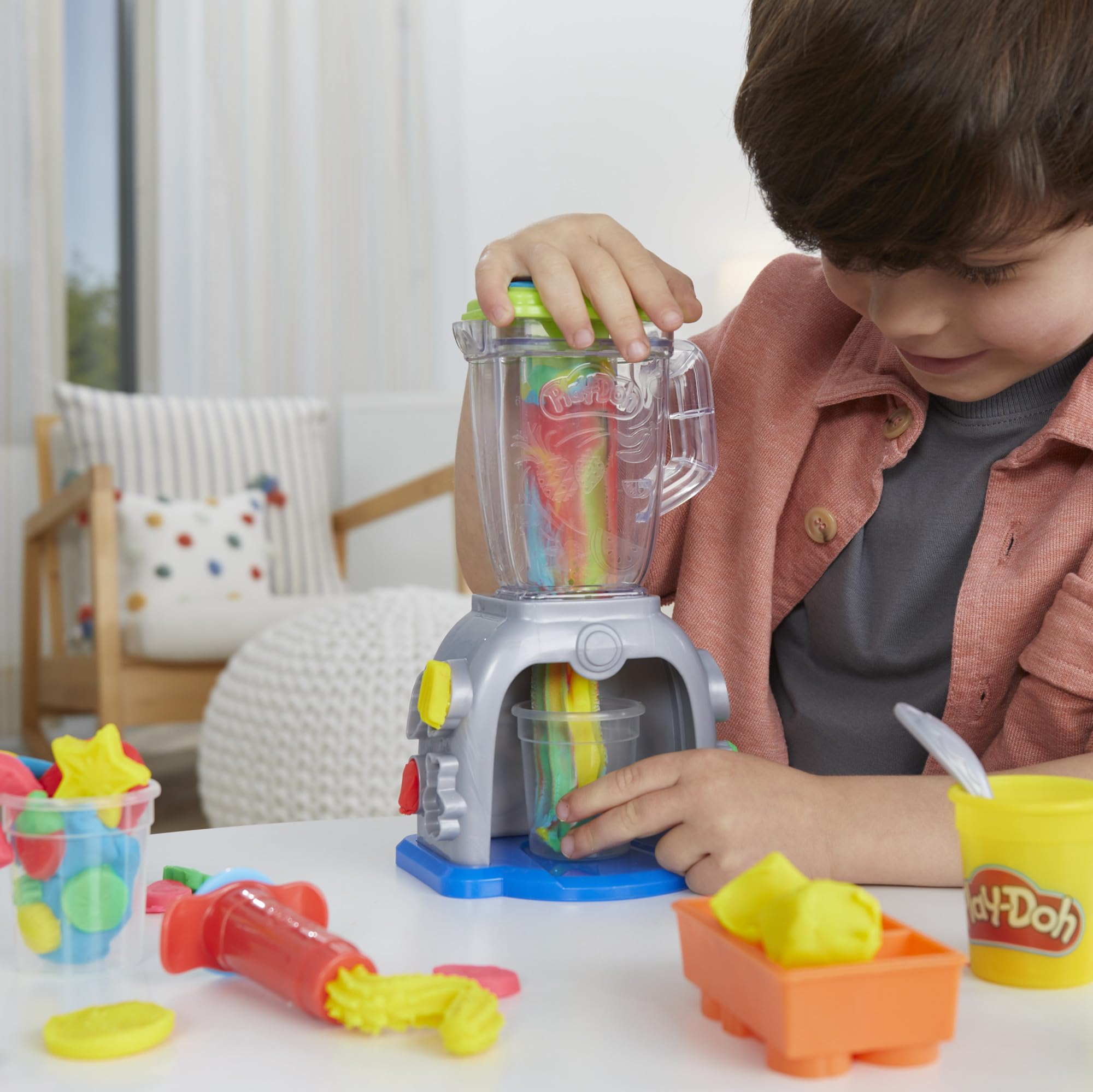 Play-Doh Swirlin' Smoothies Toy Blender Playset | Creative Play for Ages 3+ | Includes 5 Cans Compound 5
