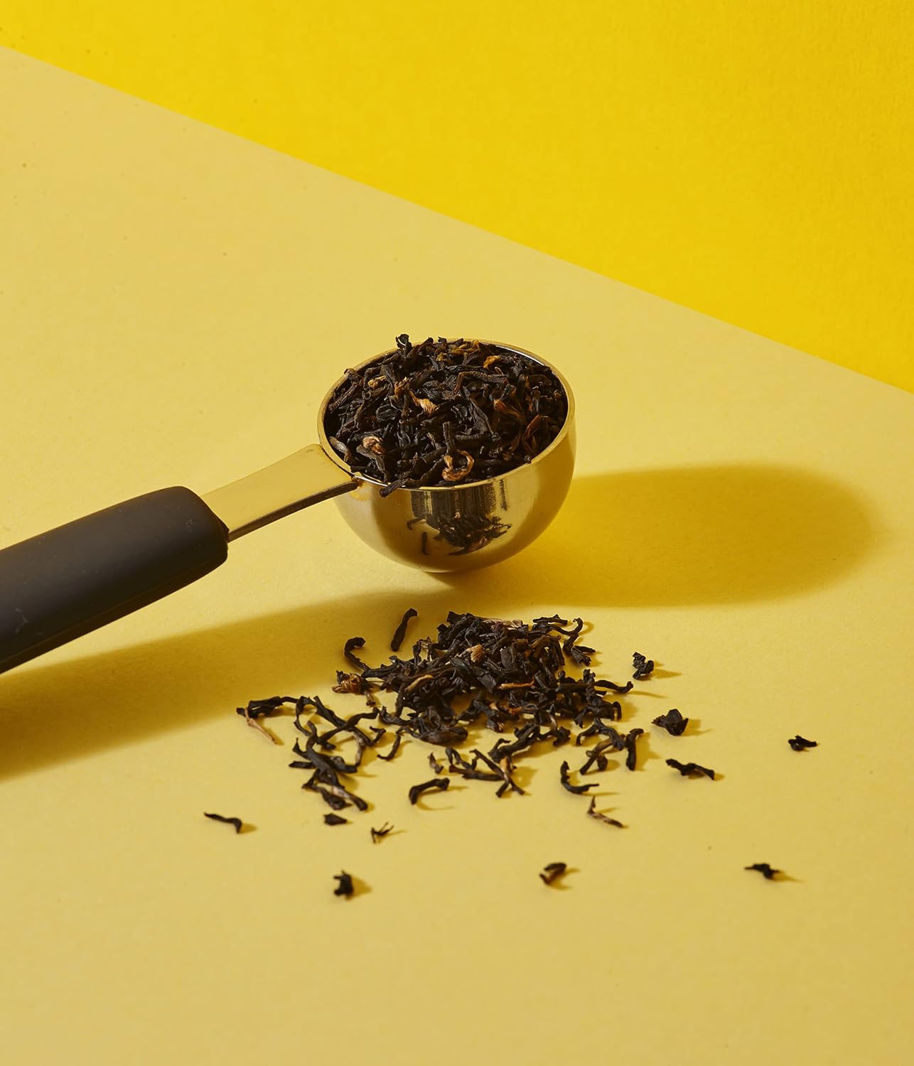 Brew Tea Co - English Breakfast Tea in Classic Tin - Strong & Malty - 150g Loose 6