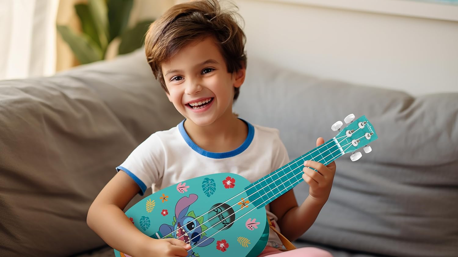 Lexibook - Disney Stitch My First Wooden Ukulele (K230D) 5