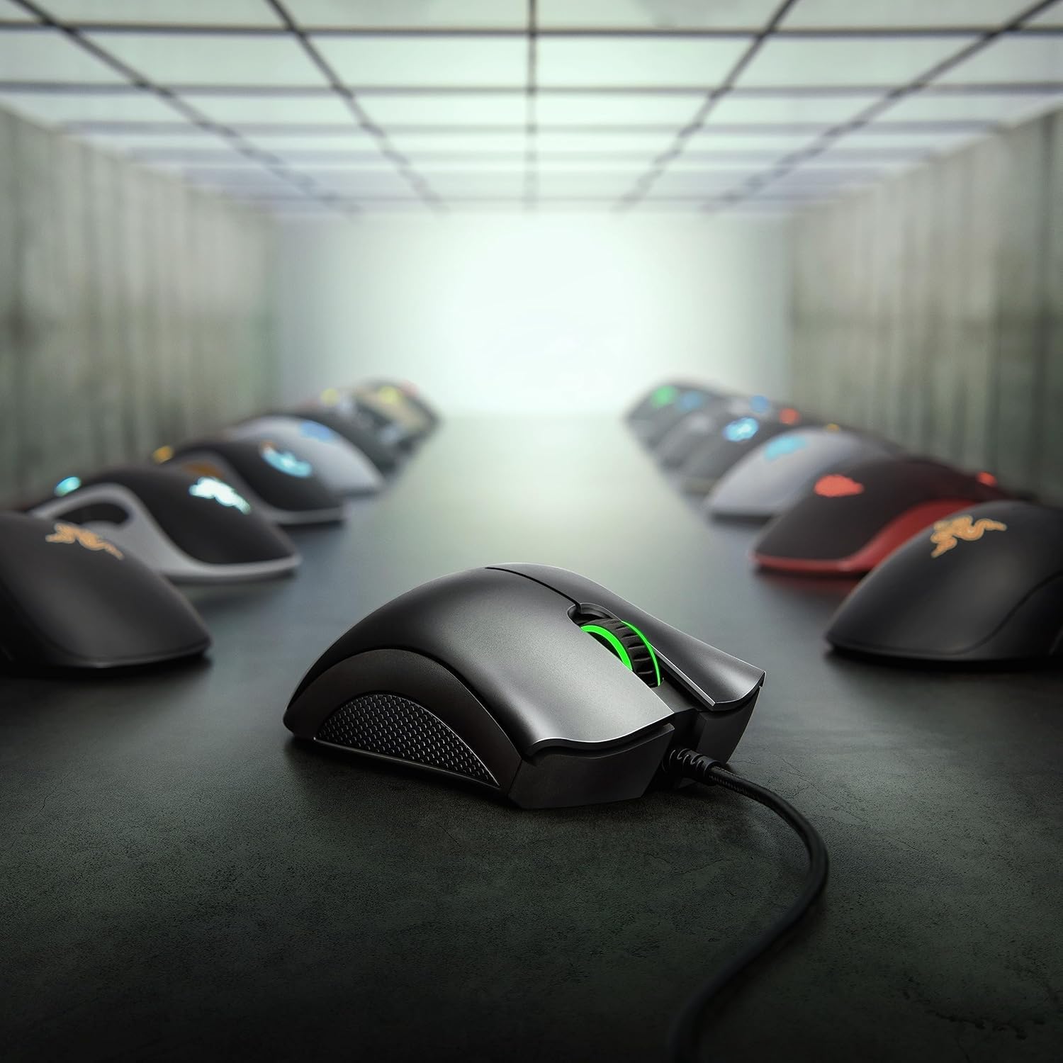 Razer DeathAdder Essential (2021) - Wired Gaming Mouse (Optical Sensor, 6400 DPI, 5 Programmable Buttons, Ergonomic Form Factor) White 9