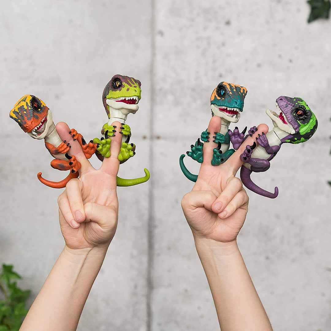 Fingerlings Untamed Raptor - Interactive Baby Dinosaur Toy - Stealth Green