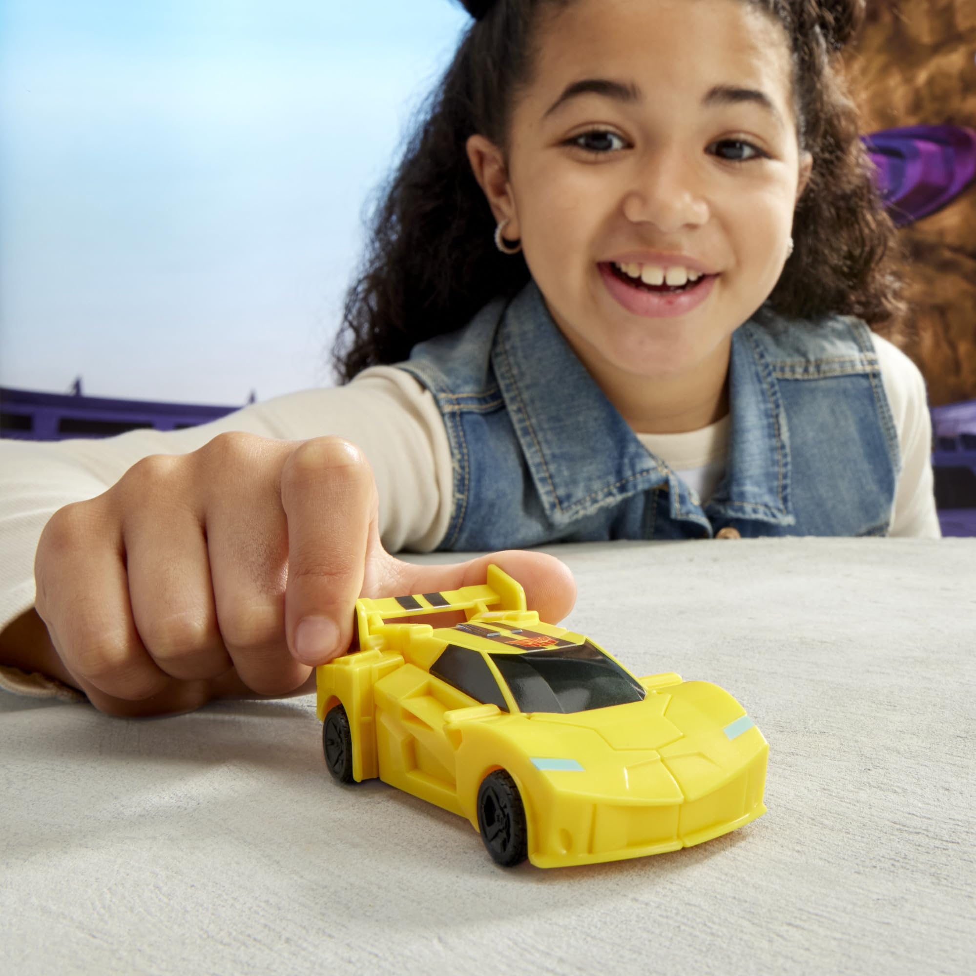 Transformers EarthSpark Bumblebee 1-Step Smash Changers Action Figure | 10 cm 7