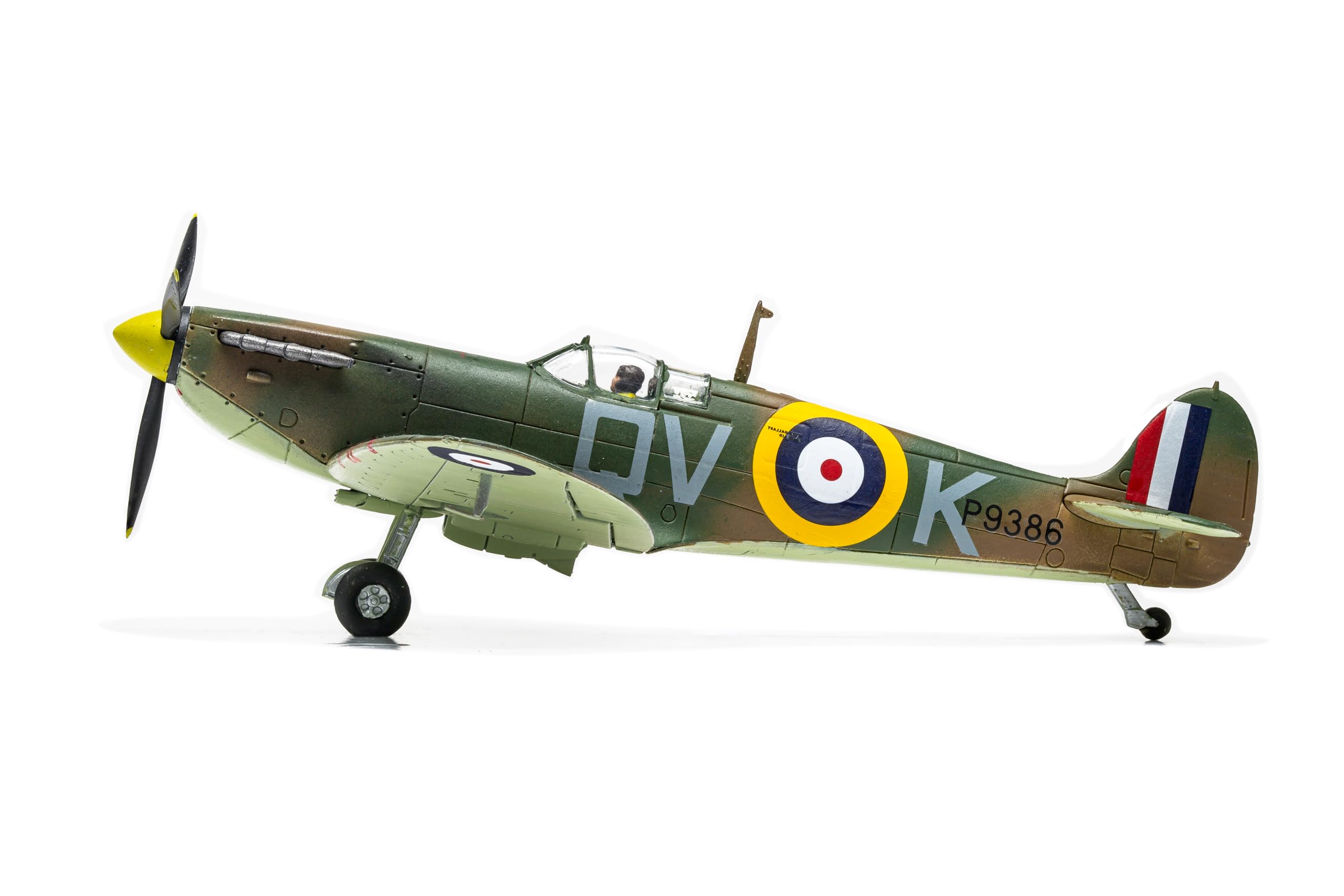 Airfix Supermarine Spitfire Mk.Ia Model Kit A01071C | 1:72 Scale | Skill Level 1 | 36 Parts