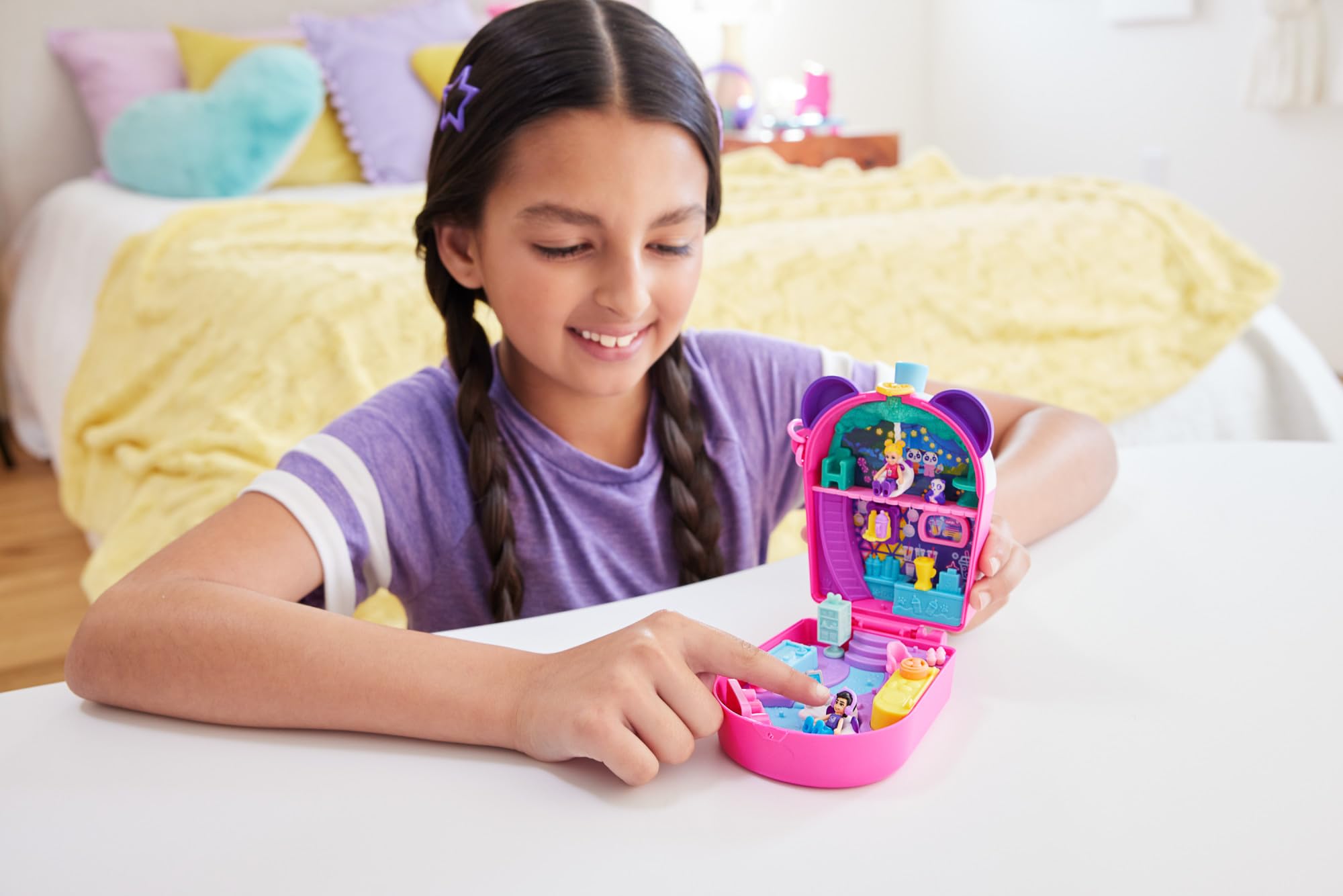 Polly Pocket Bubble Tea Panda Compact Playset with 2 Micro Dolls & 15-Piece Accessories - HWN95 2