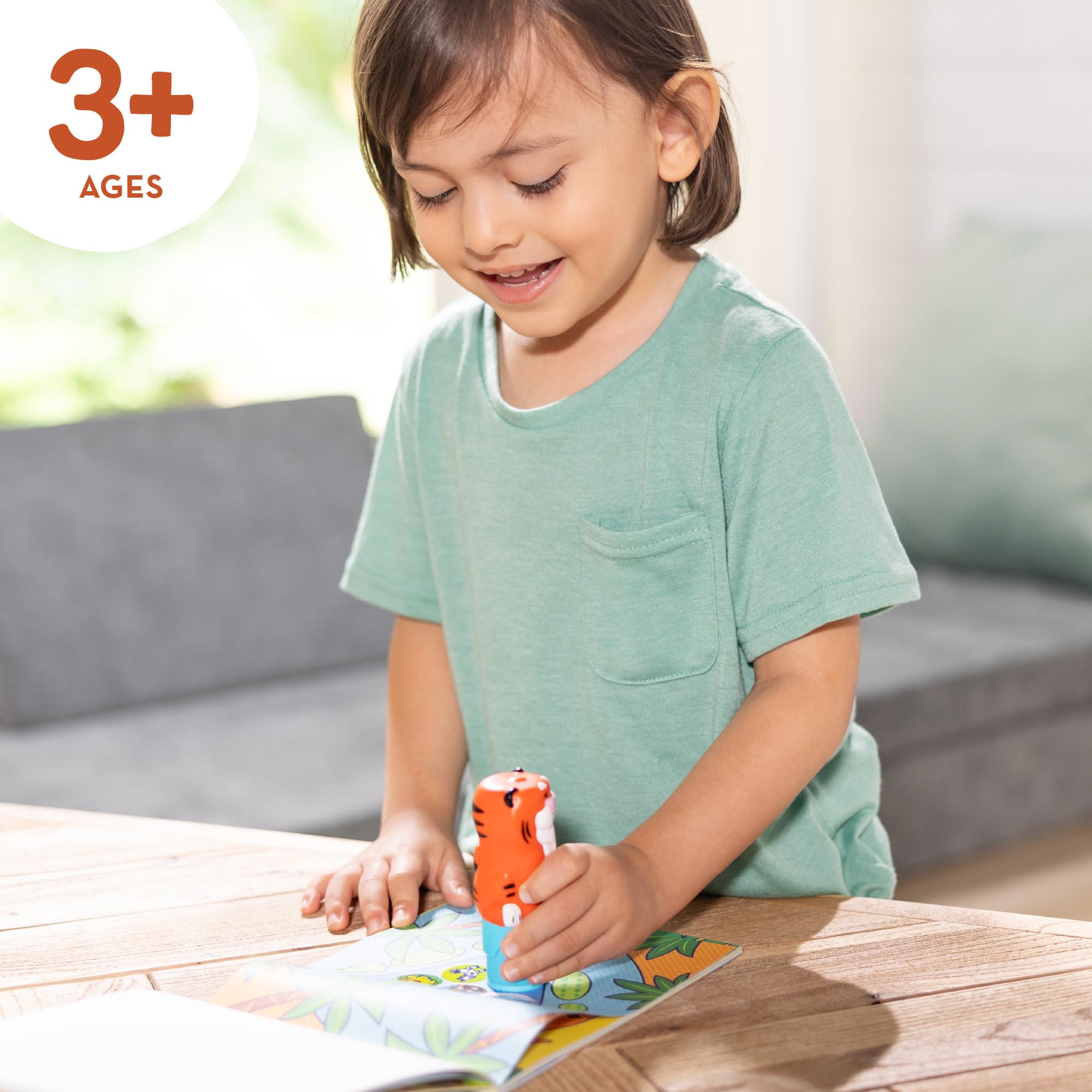 Melissa & Doug Sticker WOW! Pumpkin the Tiger Stamper Activity Set with 300 Safari Stickers 3