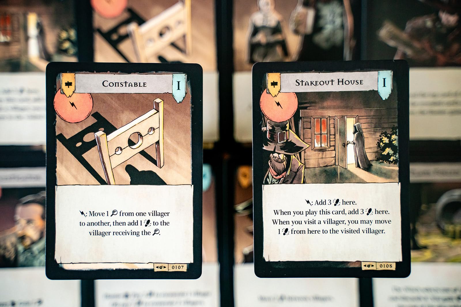 Capstone Games Pagan: Fate of Roanoke Trials of Old Erweiterungspaket – Asymmetrisches Deduktionskartenspiel für 2 Spieler 3