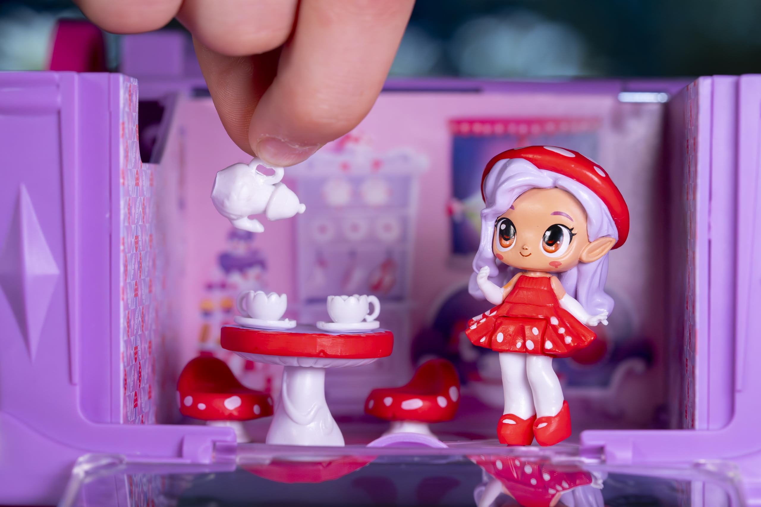 Secret Findees Magic Mailbox - 10+ Surprise Reveals & Mini Playset - Ages 4+ 32