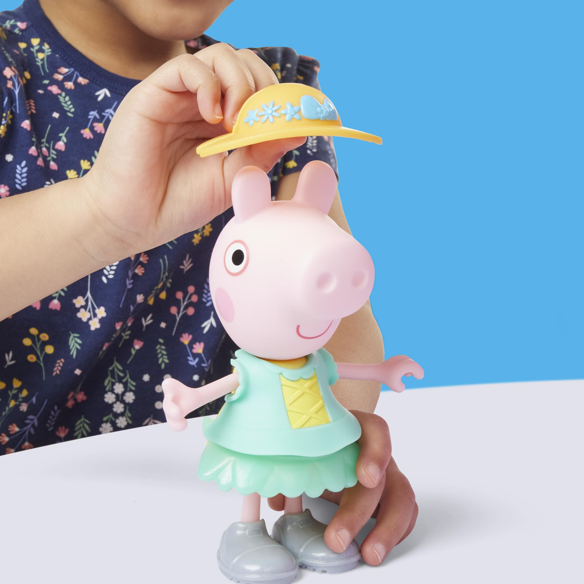 Peppa Pig Peppa's Dress-Up Wardrobe Playset 3