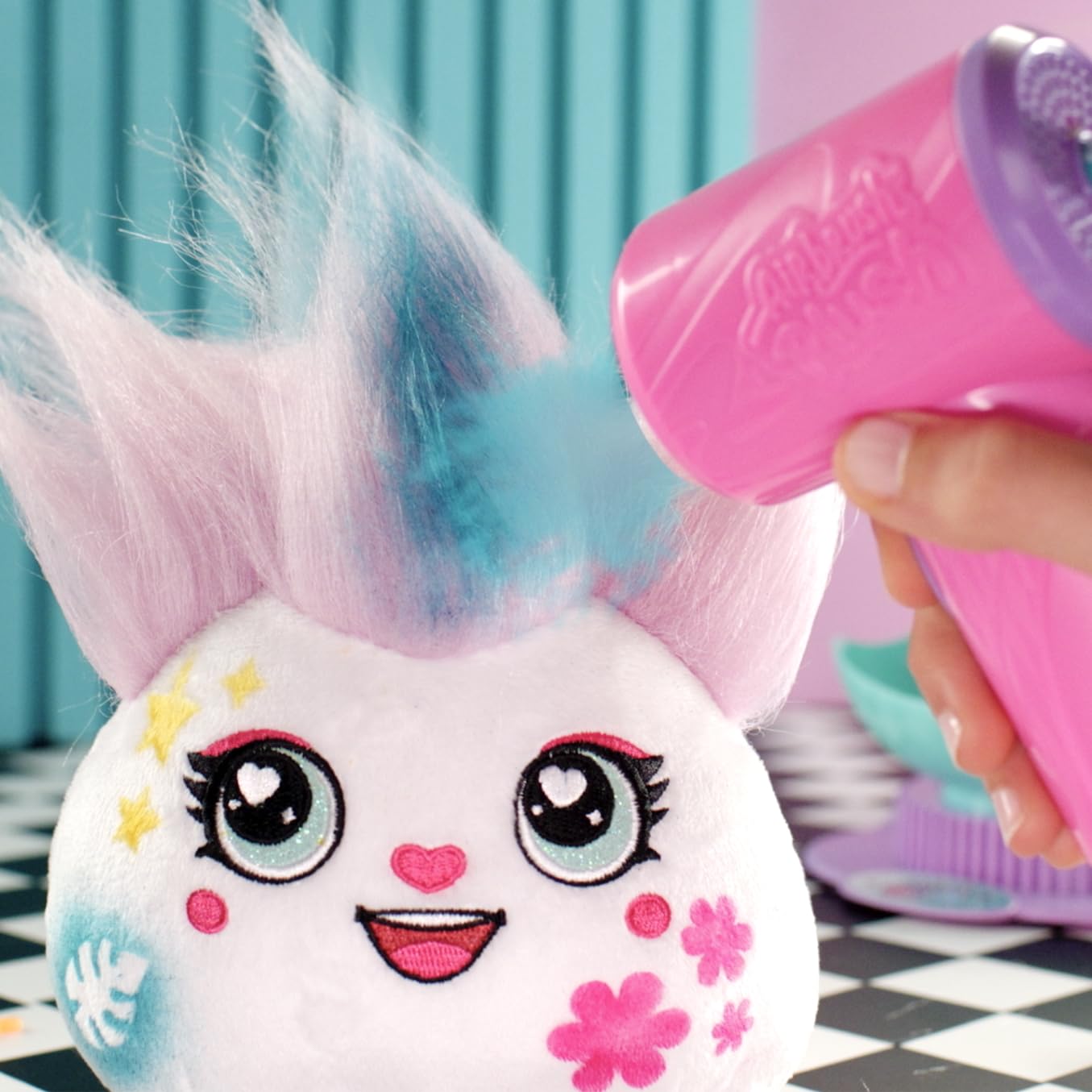 Canal Toys Airbrush Plush Hair'iffic Salon Ultimate Custom Plush Makeover Kit 5