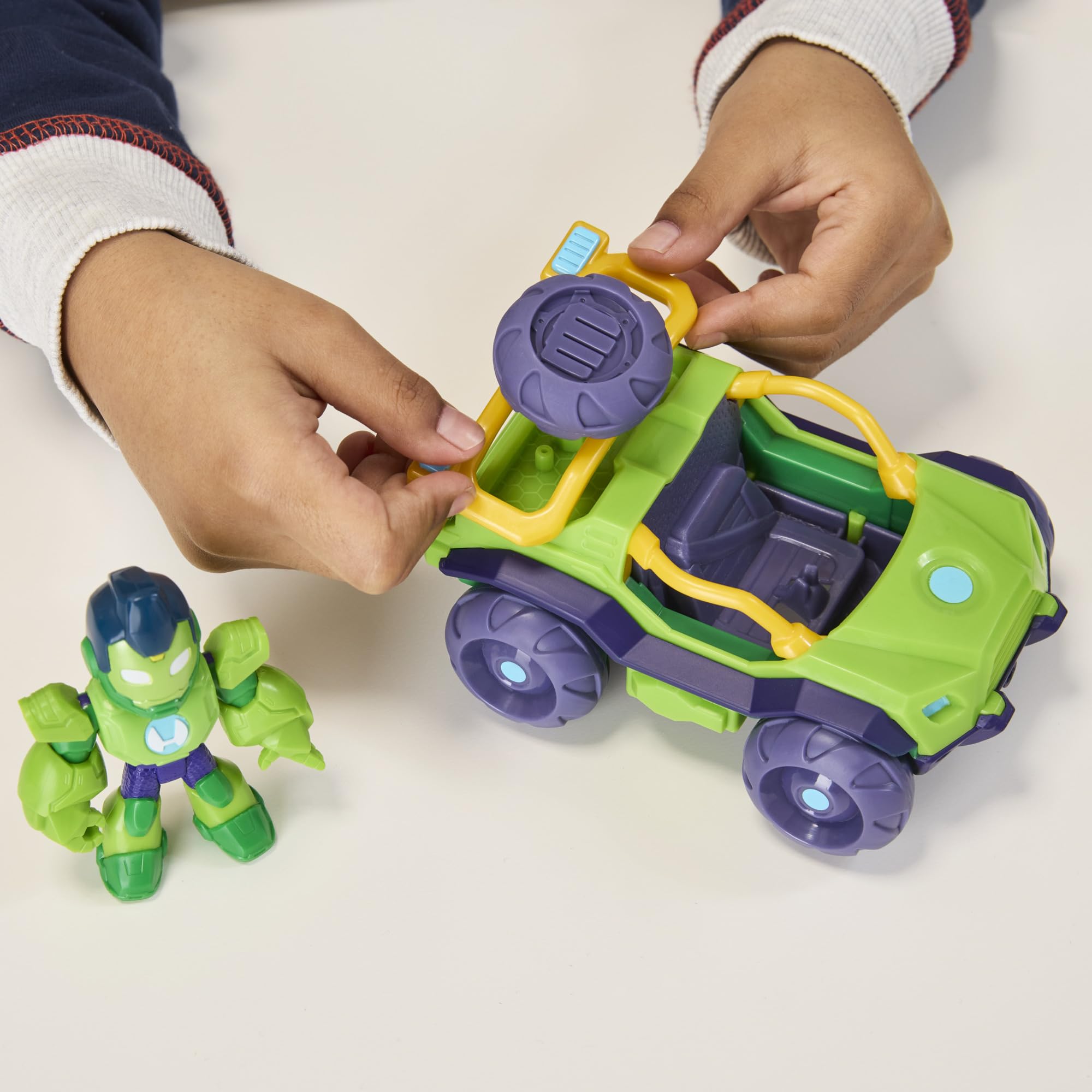 Marvel Iron Hulk Action Figure & Toy Vehicle Set with 2-in-1 Accessory | 7.6-CM Scale | Ages 3+ 6