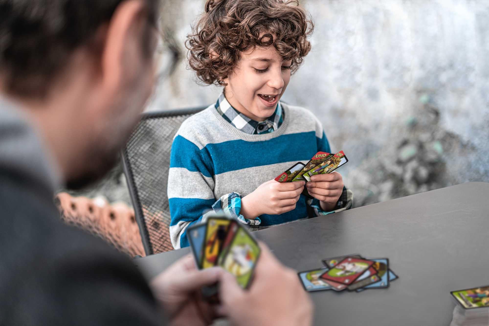 Mattel Games Uno Minecraft Card Game - Special Creeper Rule Card | Multilingual | Unisex Children