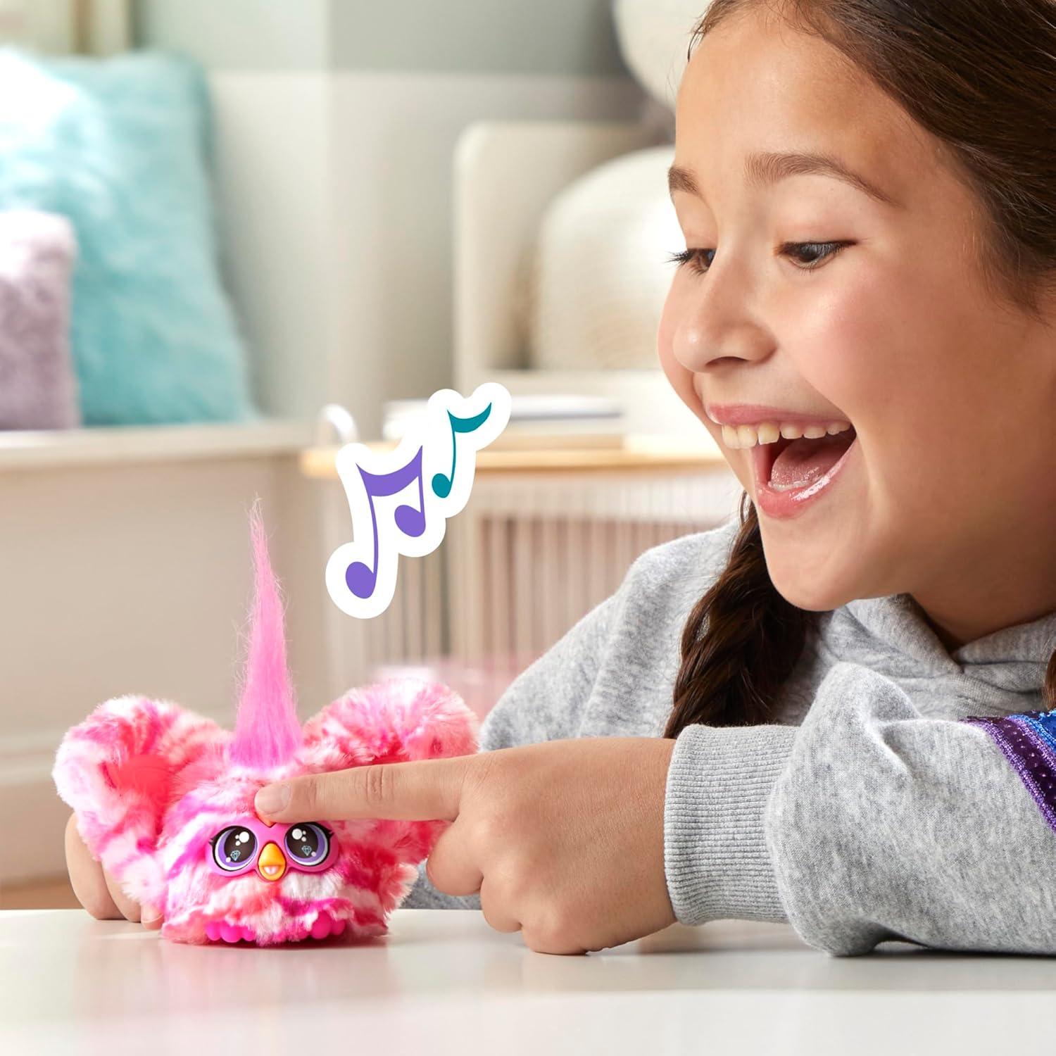 Furby Bub-Lee K-Pop Mini Elektronisches Plüschtier mit Sound und Schlüsselanhänger 3