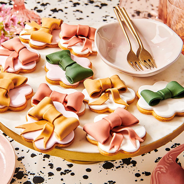 FunCakes Sugar Paste Sparkling Gold (1 Piece) - Edible Cake Decorating Fondant with Vanilla Flavor