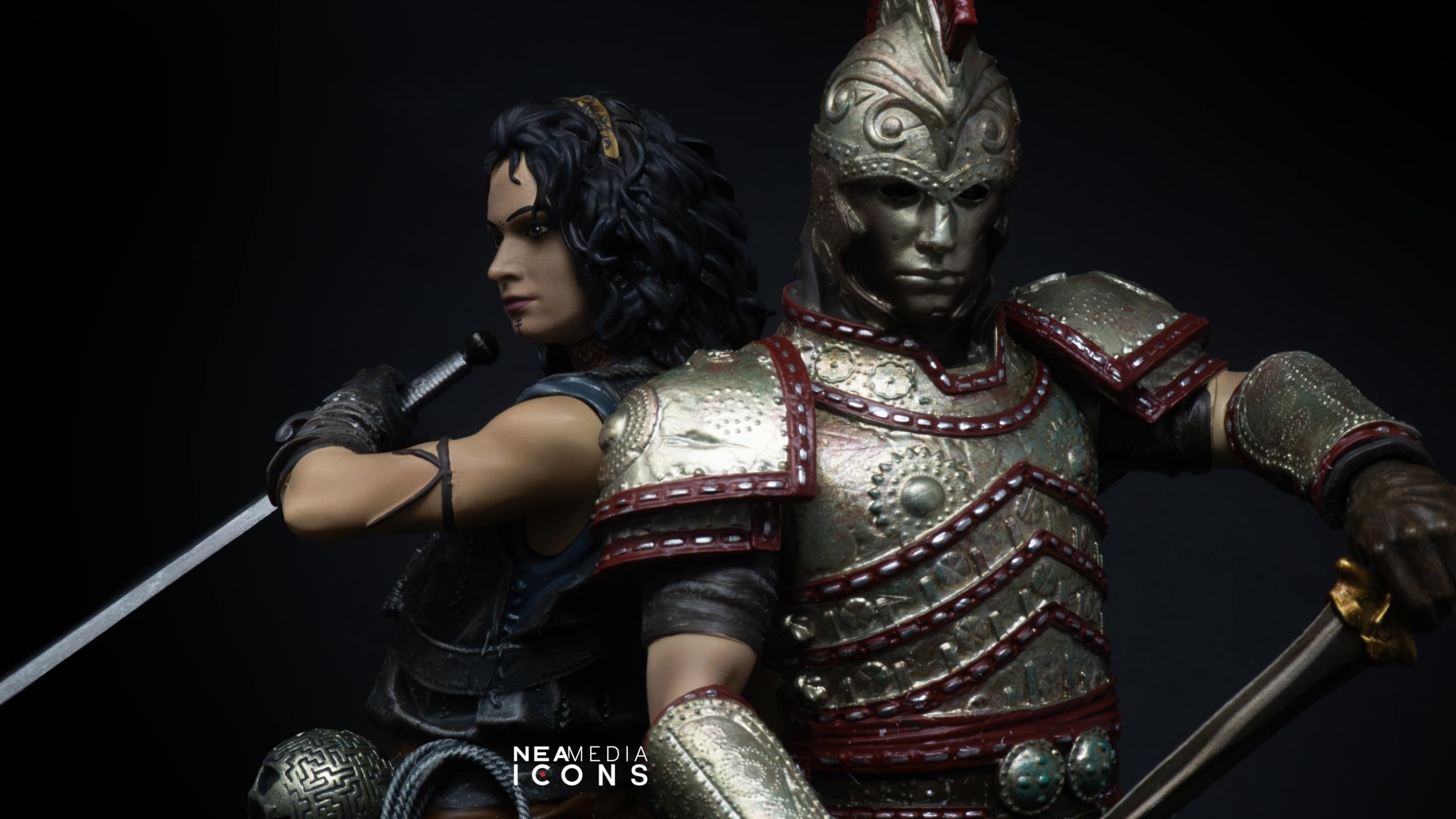 Neamedia Icons A Plague Tale Resonance Collector Box - Sophia & Theseus Figurine | Numbered Edition | 23cm Figurine 2