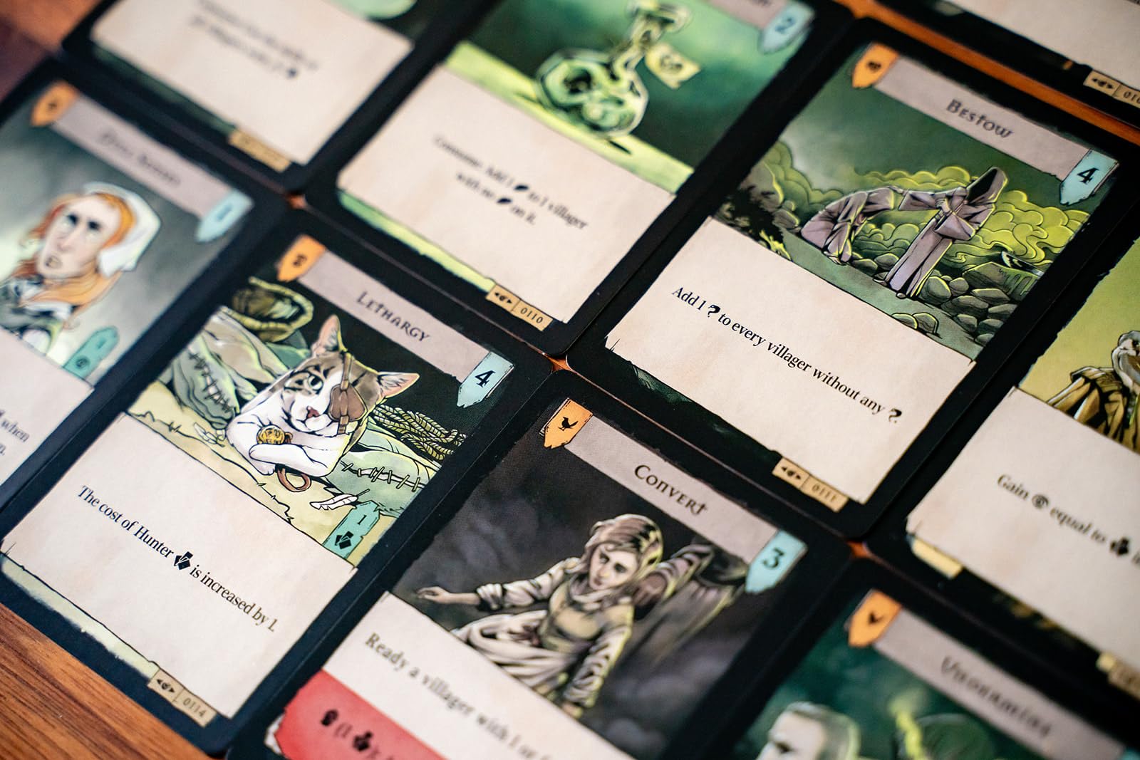 Capstone Games Pagan: Fate of Roanoke Trials of Old Erweiterungspaket – Asymmetrisches Deduktionskartenspiel für 2 Spieler 4