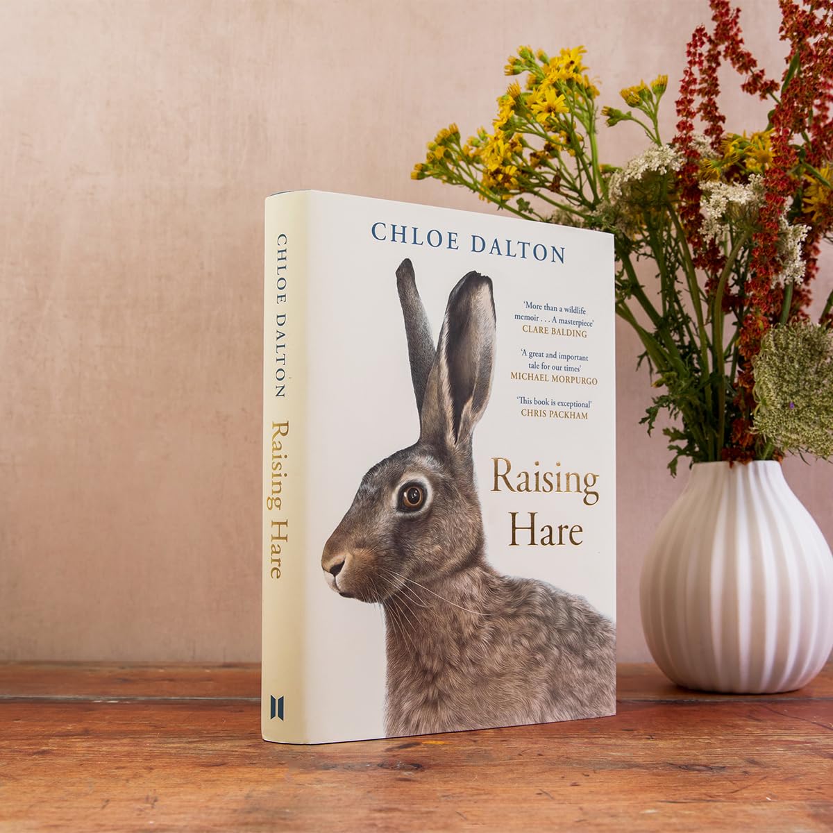 Chloe Dalton - Raising Hare: The heart-warming true story of an unlikely friendship | Hardcover 5
