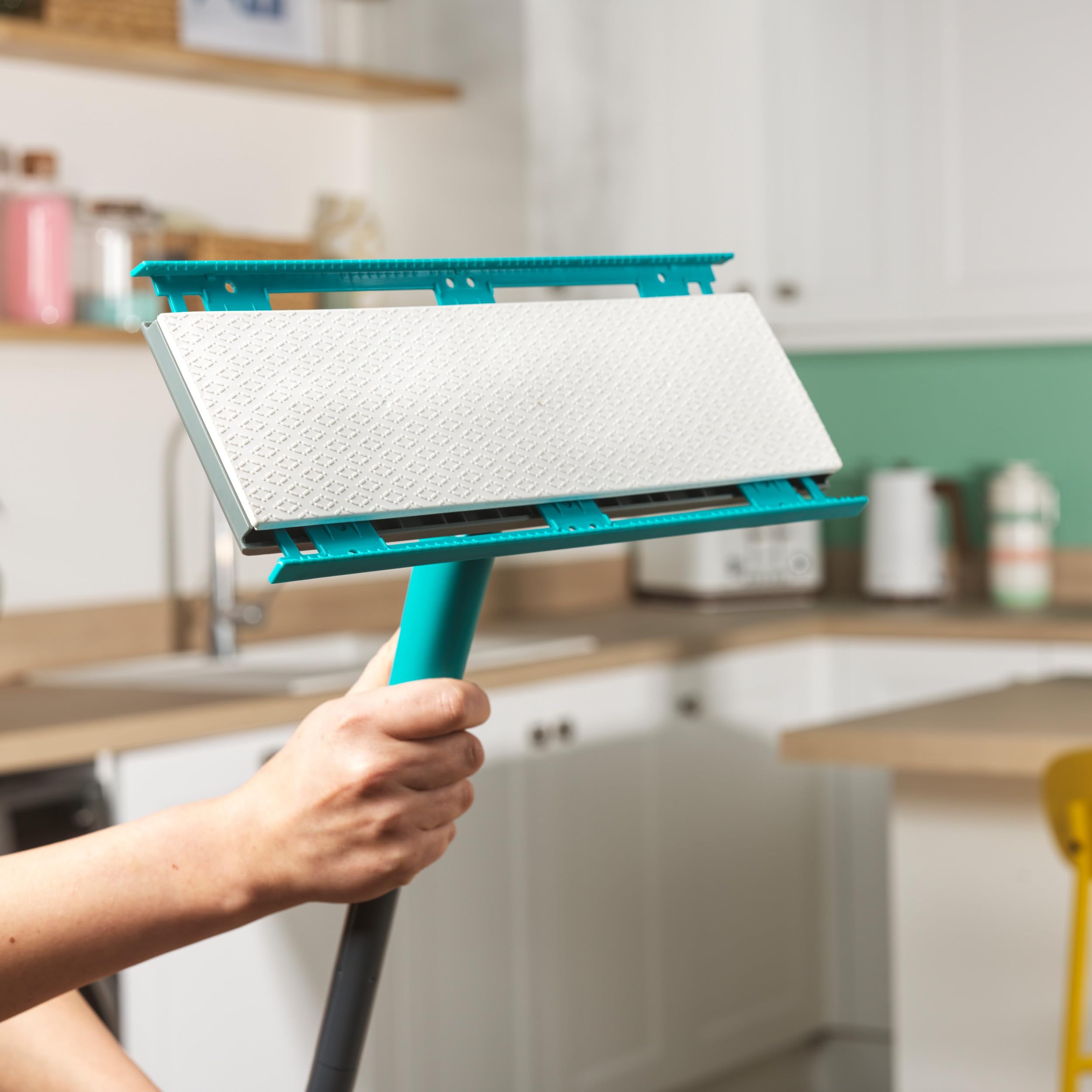 Beldray Anti-Bac Clip-to-Grip Large Mop for Tiles, Floors, Windows & Mirrors 4