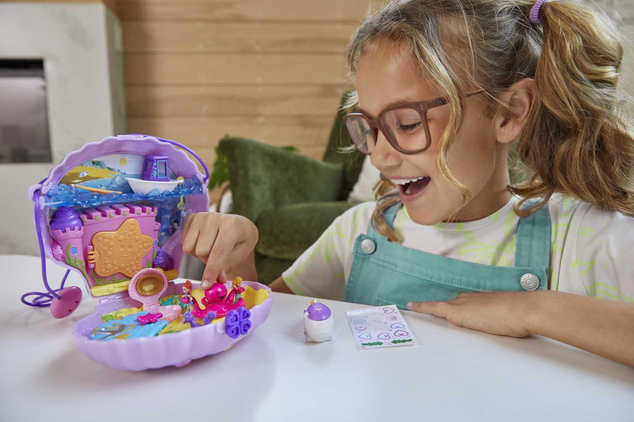 Polly Pocket Micro Tiny Power Seashell Purse Playset - Mermaid Theme, 2 Dolls | Ages 4+ 2