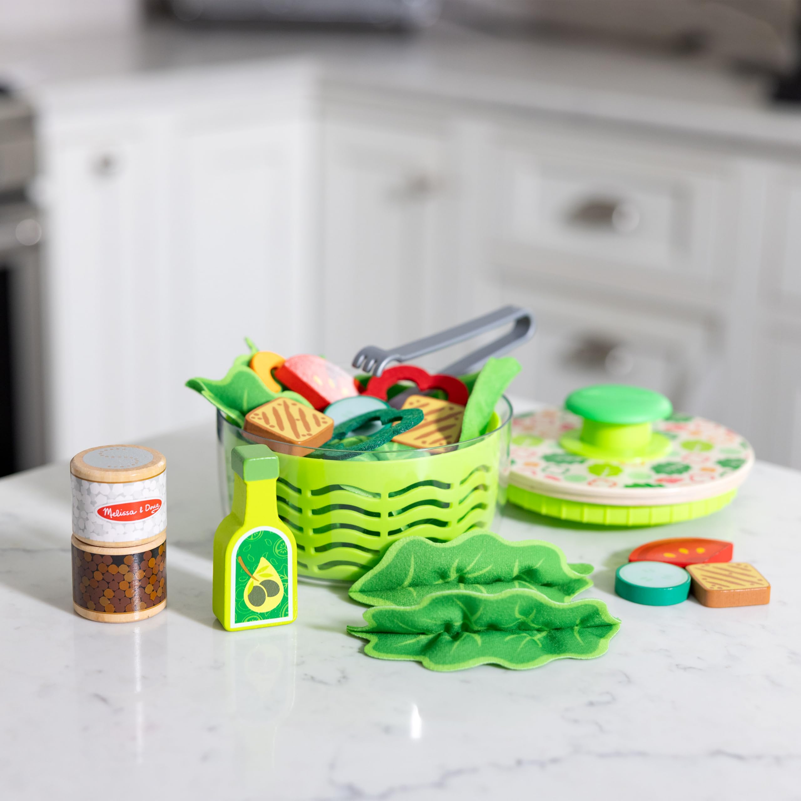 Melissa & Doug Salad Spinner Play Set - 28 Pieces | Pretend Play Food | Ages 3-6 9