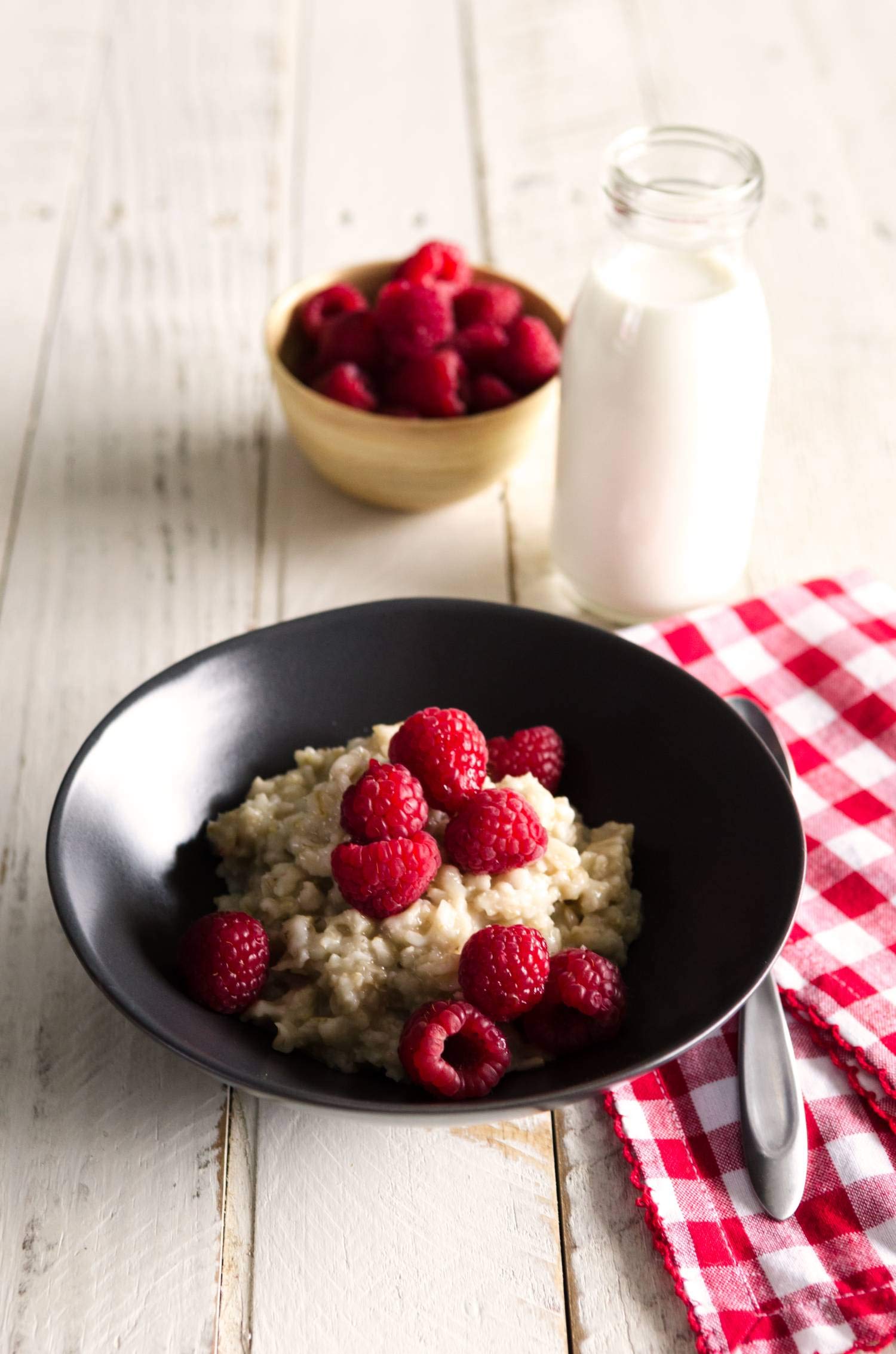 Bob's Red Mill Old Fashioned Rolled Oats, Gluten Free Whole Grain, 907g 4