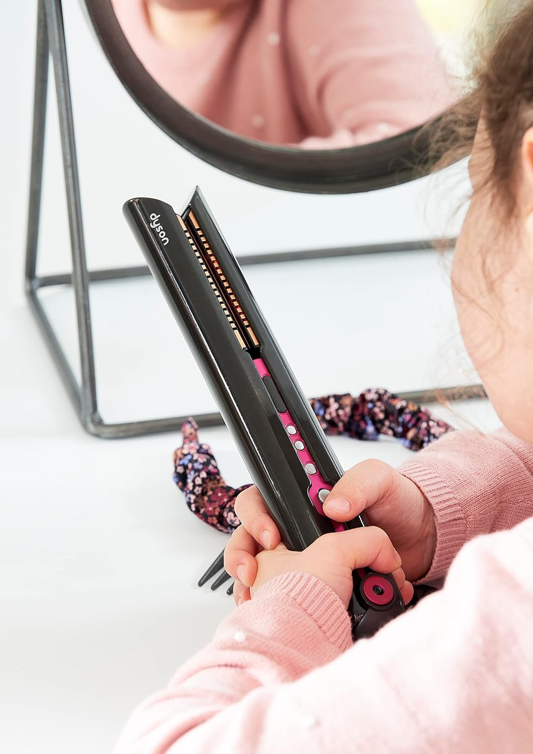 Casdon Dyson Supersonic & Corrale Deluxe Styling Set - Realistic Lights, Sounds & Cool Air Blow for Ages 3+ 7
