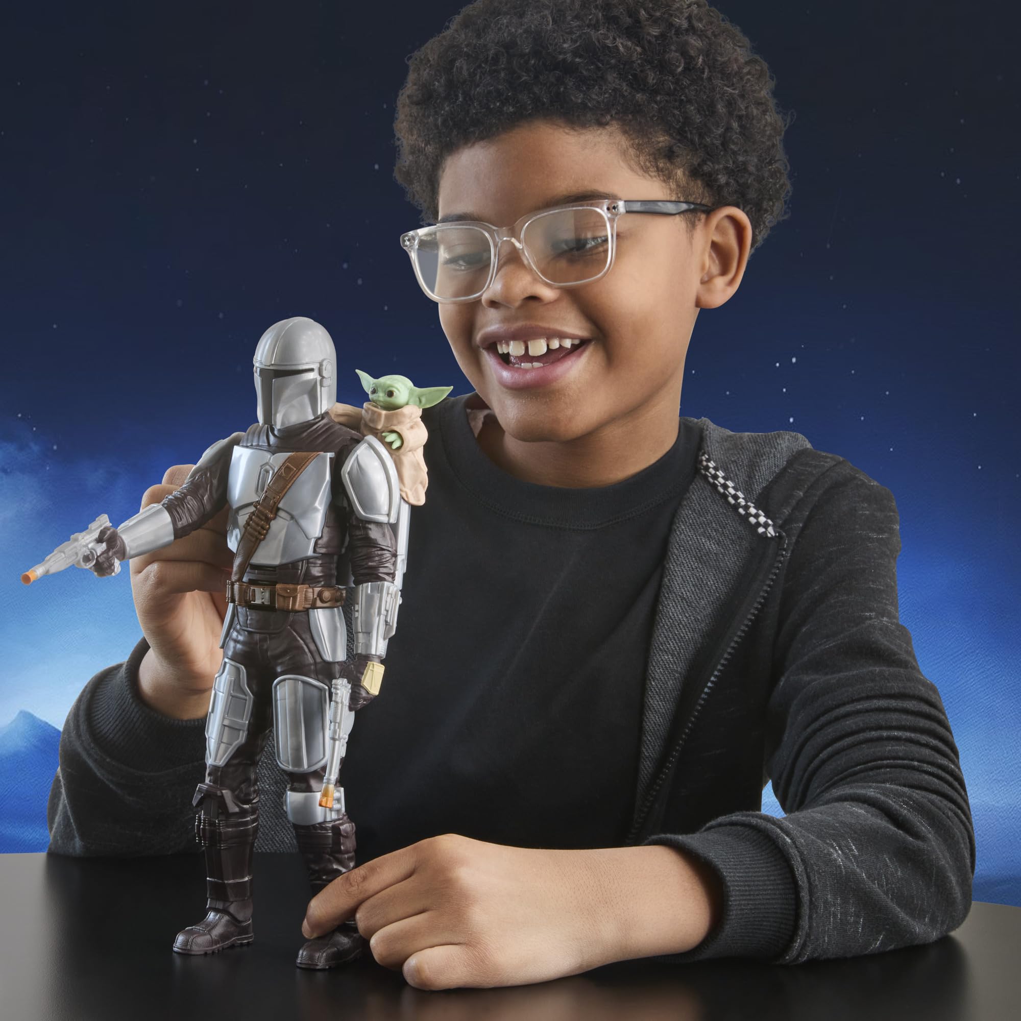 Star Wars The Mandalorian & Grogu Bounty Blaster Action Figure - 28 cm | Interactive Sound & Movement 7