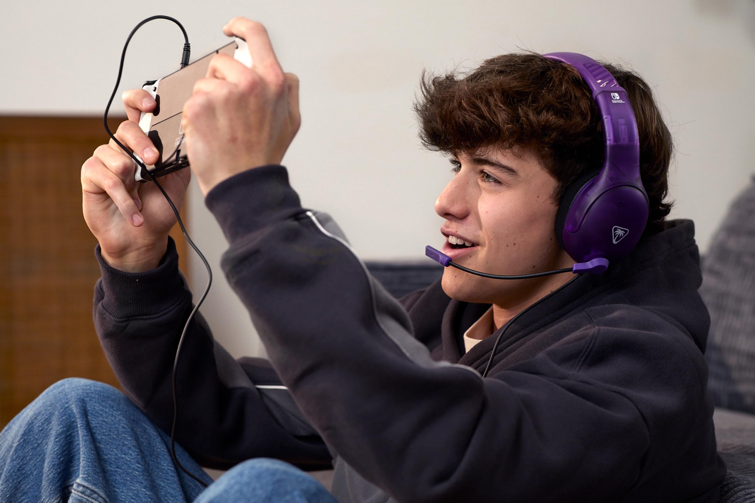 Turtle Beach Airlite Fit Wired Gaming Headset - Ghost Purple | 40mm Speakers | Flip-to-Mute Mic 9
