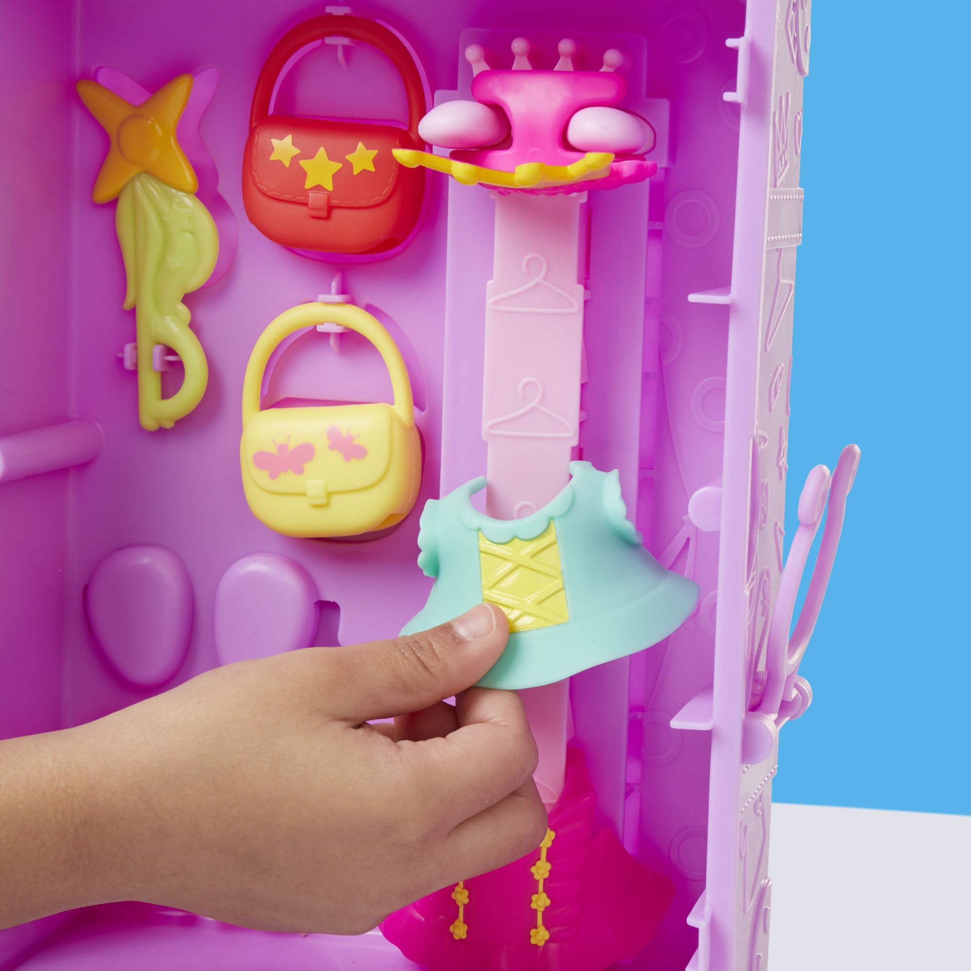 Peppa Pig Peppa's Dress-Up Wardrobe Playset 5