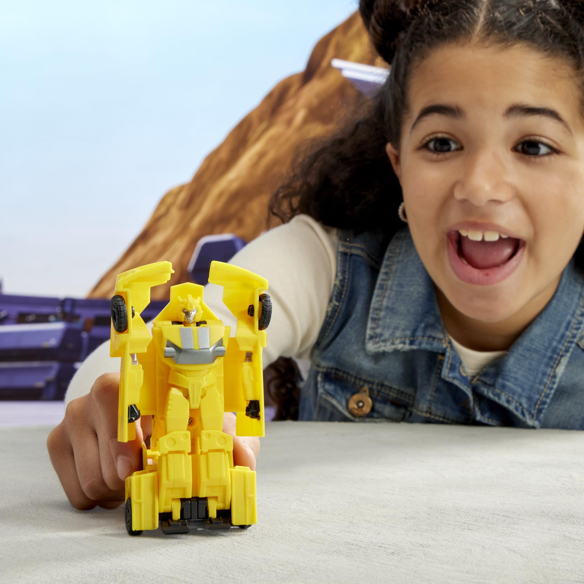 Transformers EarthSpark Bumblebee 1-Step Smash Changers Action Figure | 10 cm 9