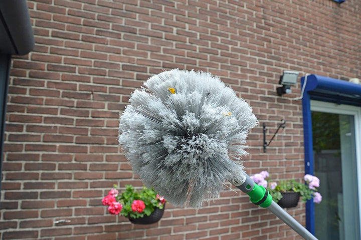 Unger StarDuster Cobweb Brush - Grey Dome-Shaped Duster for Walls, Corners & Ceilings