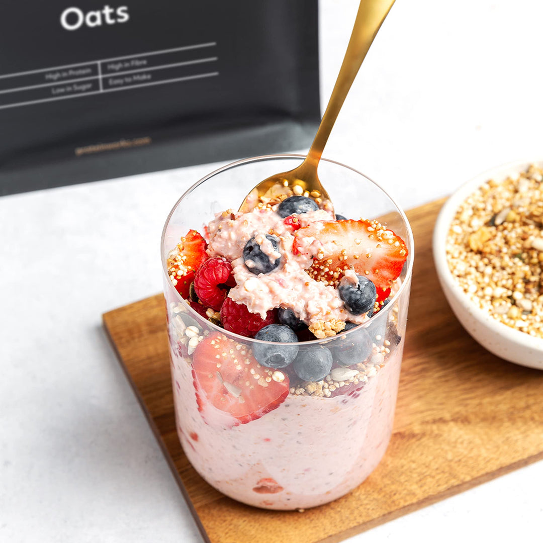 Protein Works Overnight Oats - Dark Choc Raspberry High Protein Breakfast, Low Sugar, Low GI, with Chia & Flax Seeds, 1 Kg