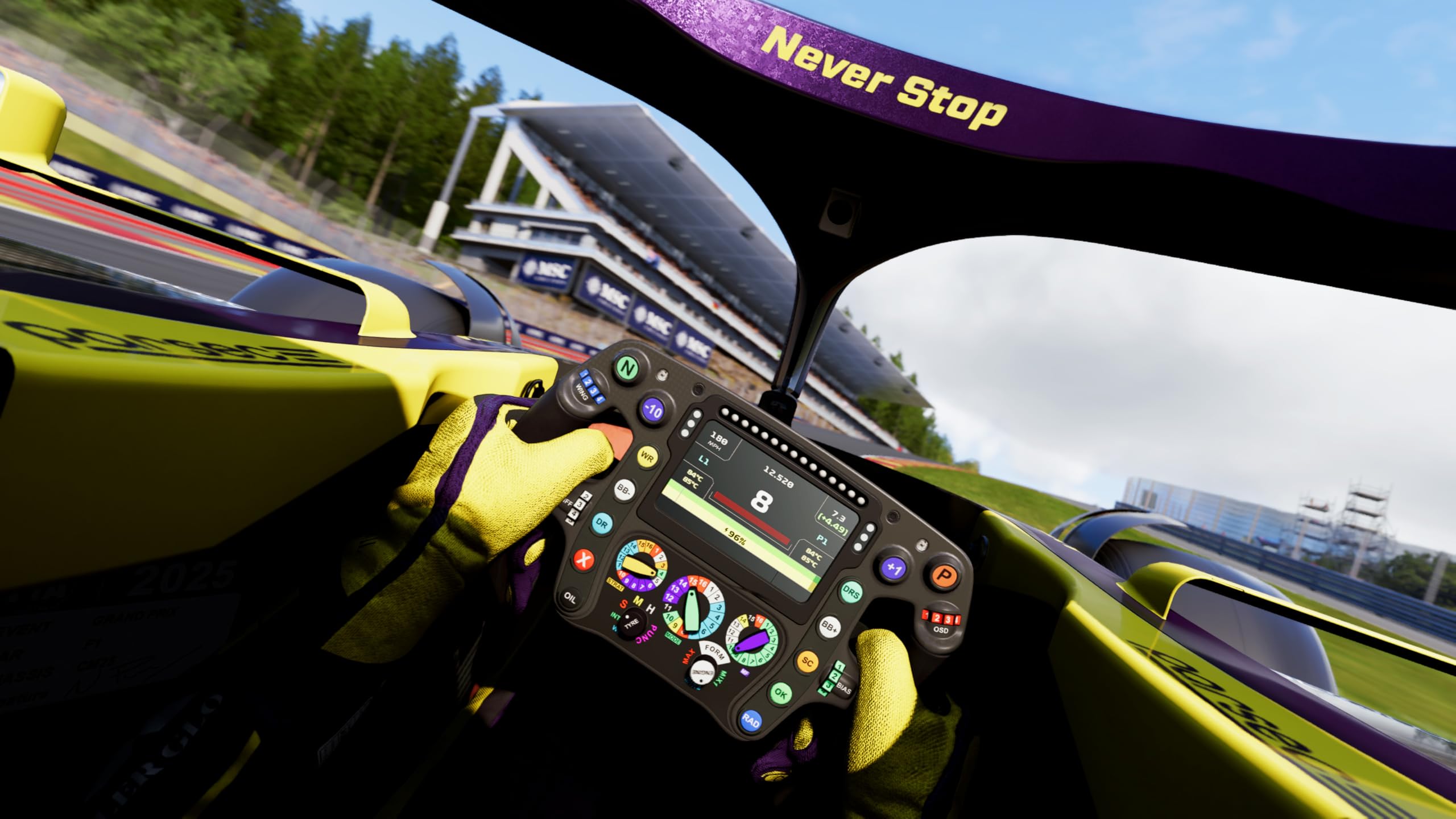 F1 25 Standard Edition - Xbox Series X 3