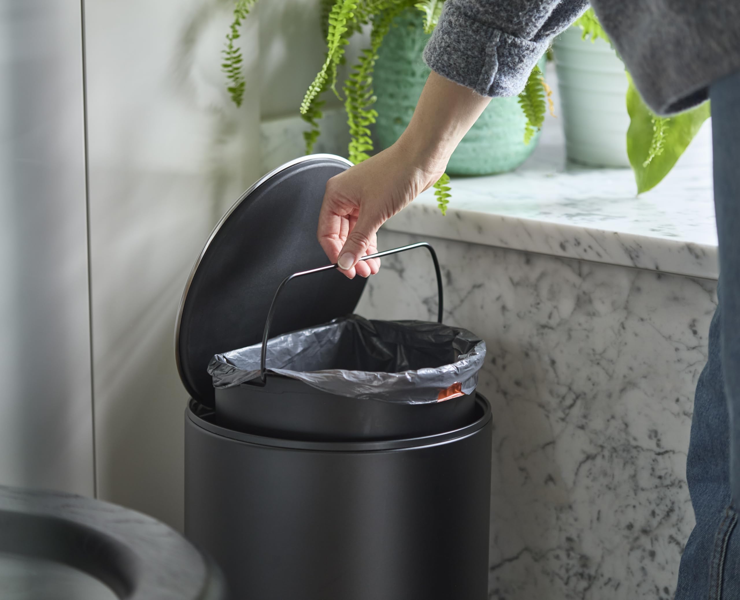 Joseph Joseph Eco IW9 Recycled Bin Liners, 80-Pack, 10L, Grey, Extra Strong with Tie Tape Drawstring 4