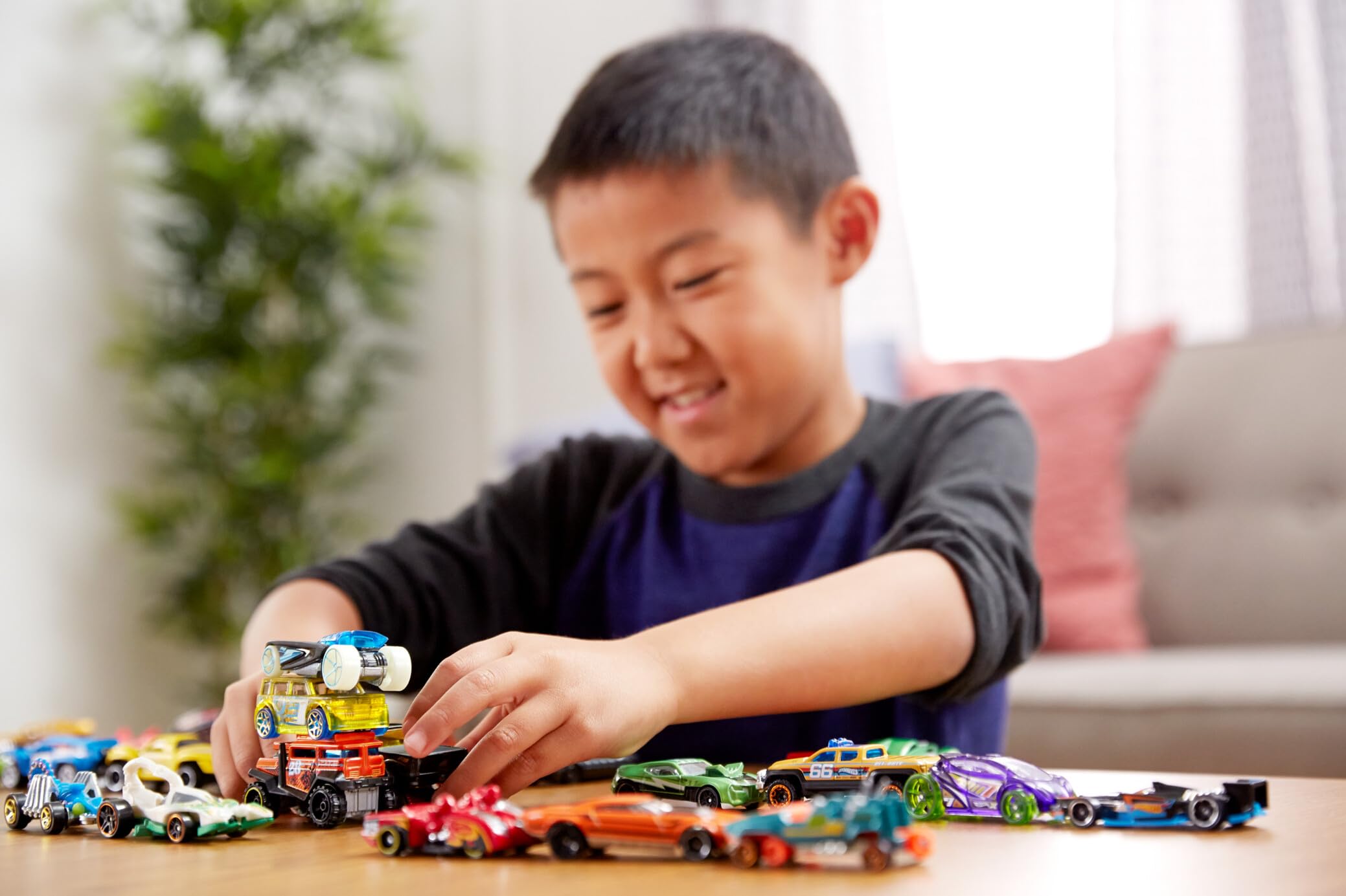 Hot Wheels 8-Pack Toy Cars & Trucks Set - 1:64 Scale, Multicolor | Ages 3Y+ 3