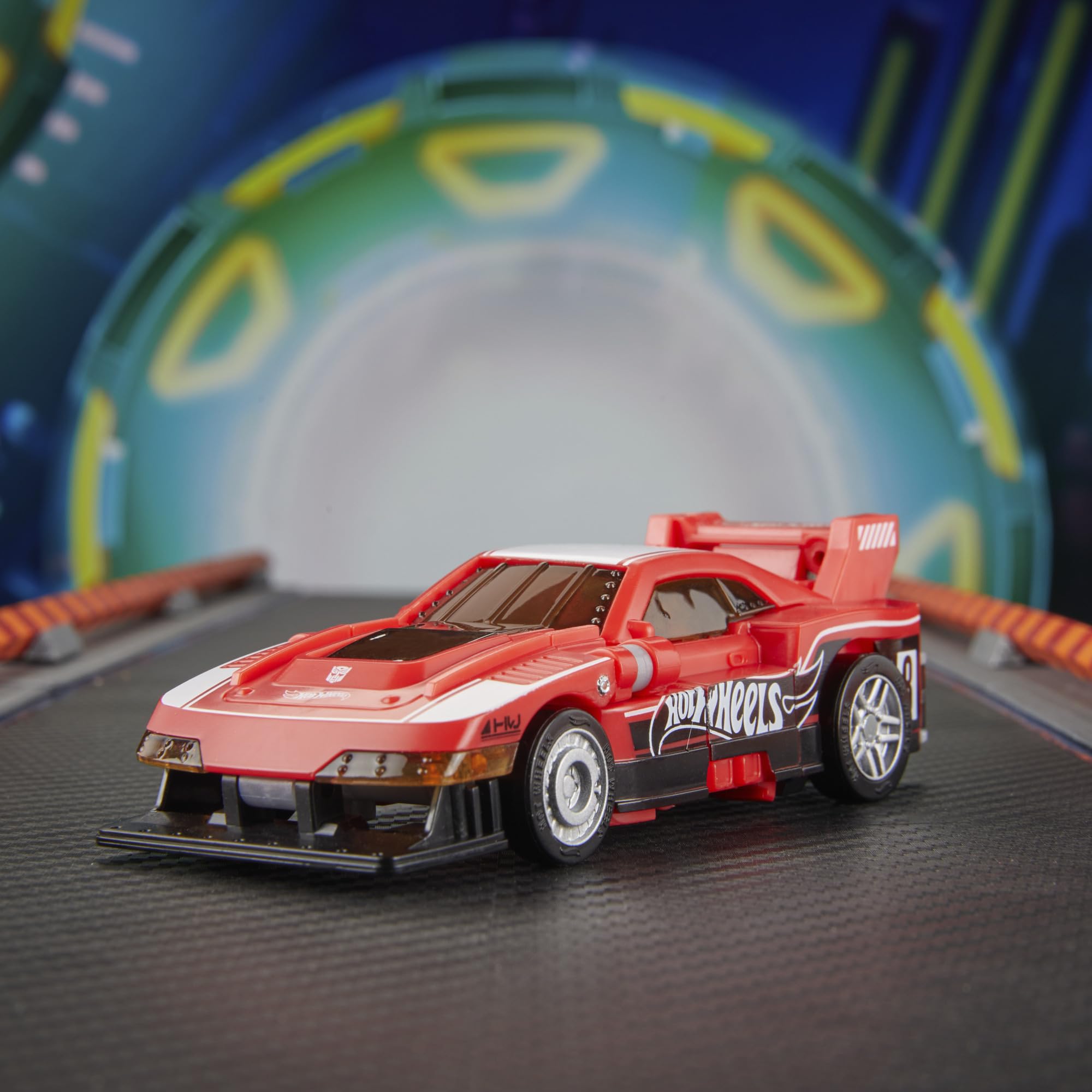 Transformers GT-Scorcher Deluxe Class Action Figure - 12.5 cm Robot Mode | Converts in 23 Steps 5