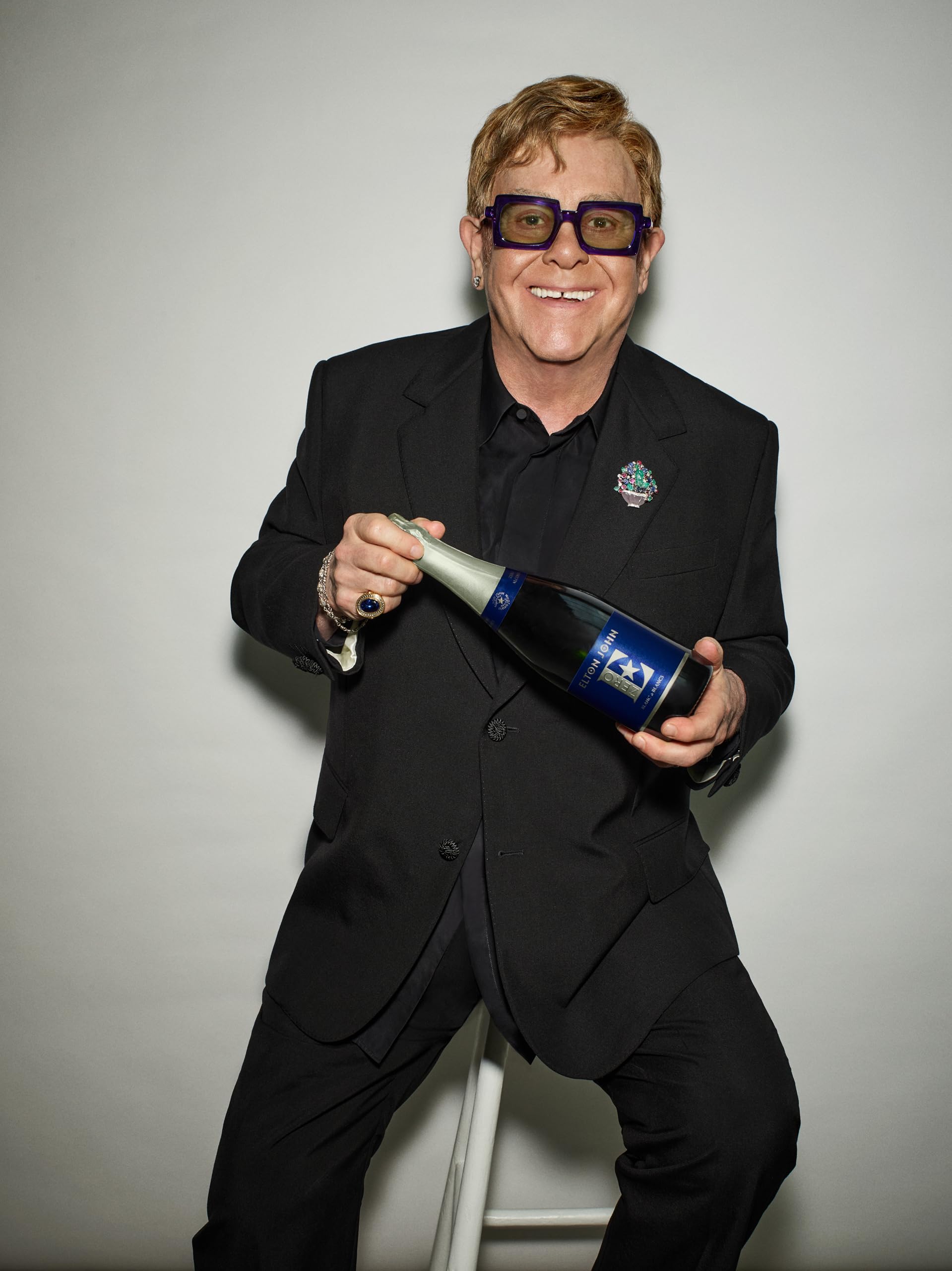 Blue Tree Elton John Blanc de Blancs Zero Non-Alcoholic Sparkling Wine | 0% ABV | 75cl Gift Box 3