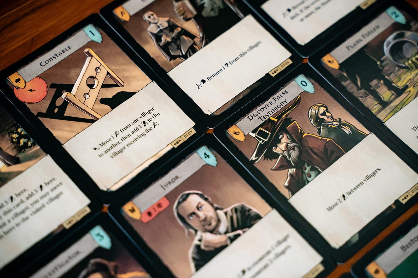 Capstone Games Pagan: Fate of Roanoke Trials of Old Erweiterungspaket – Asymmetrisches Deduktionskartenspiel für 2 Spieler 5