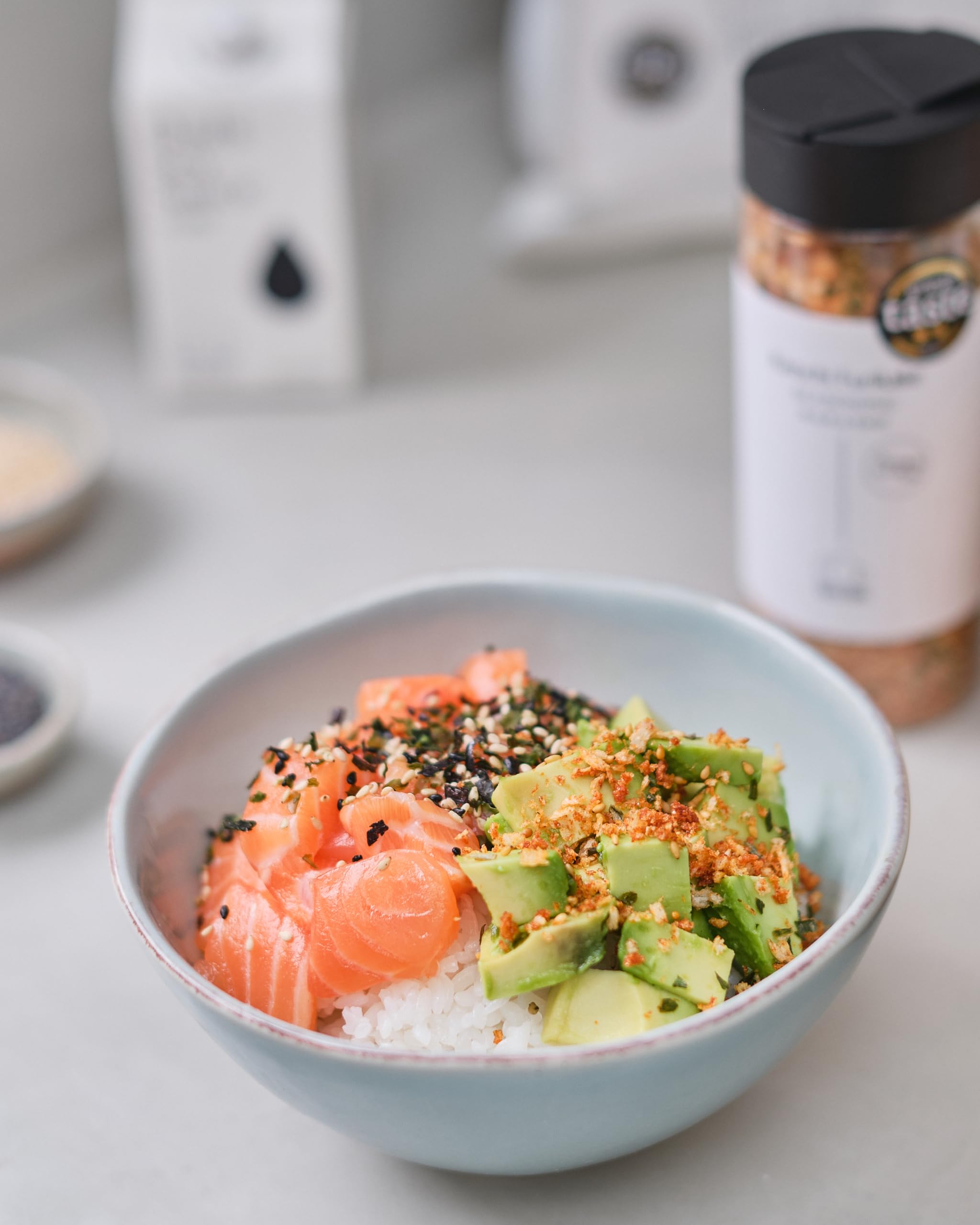 Emma Basic Kimchi Furikake 100g - Vegan Rice Topping with Avocado & Noodle Seasoning 3