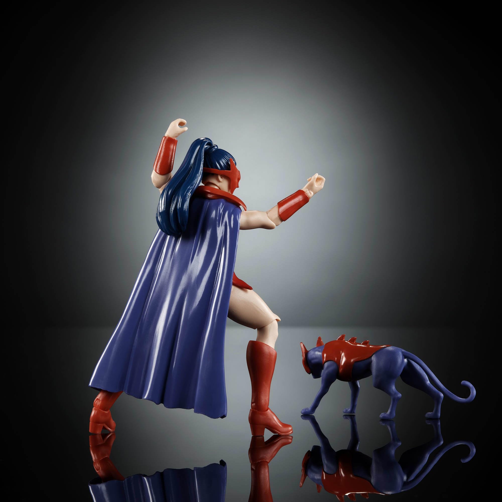 Masters of the Universe Origins Catra Action Figure - 5.5-Inch Scale, 16-Point Articulation 5