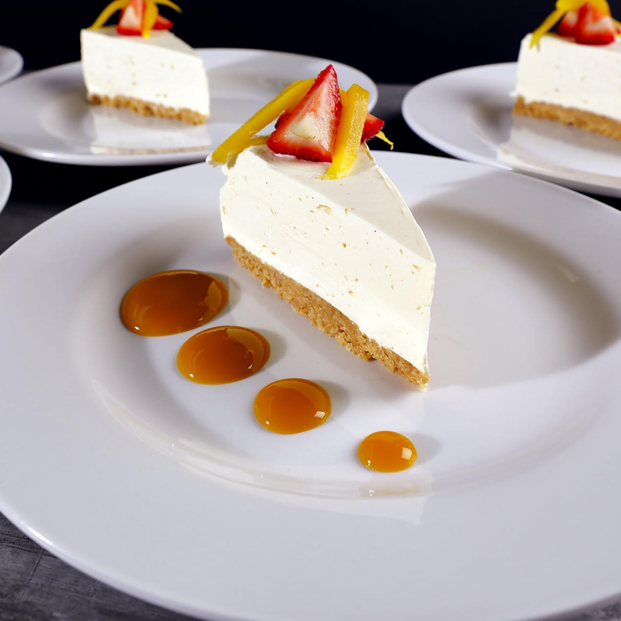 Macphie Ku-Li Mango Fruit Coulis - High Fruit Content Drizzle Sauce | 450g 2