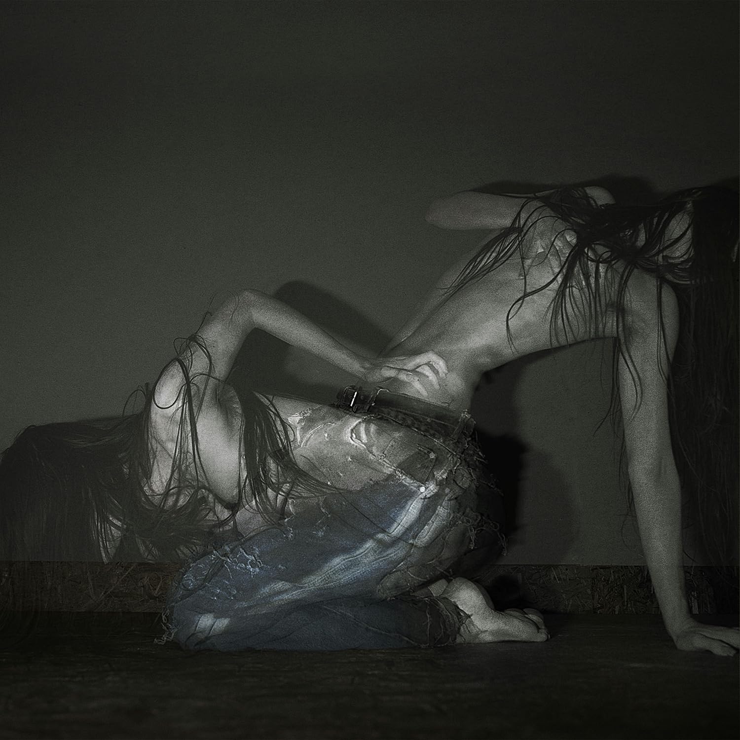 SOFIA ISELLA - SOMETHING IS A SHELL . [Audio CD]