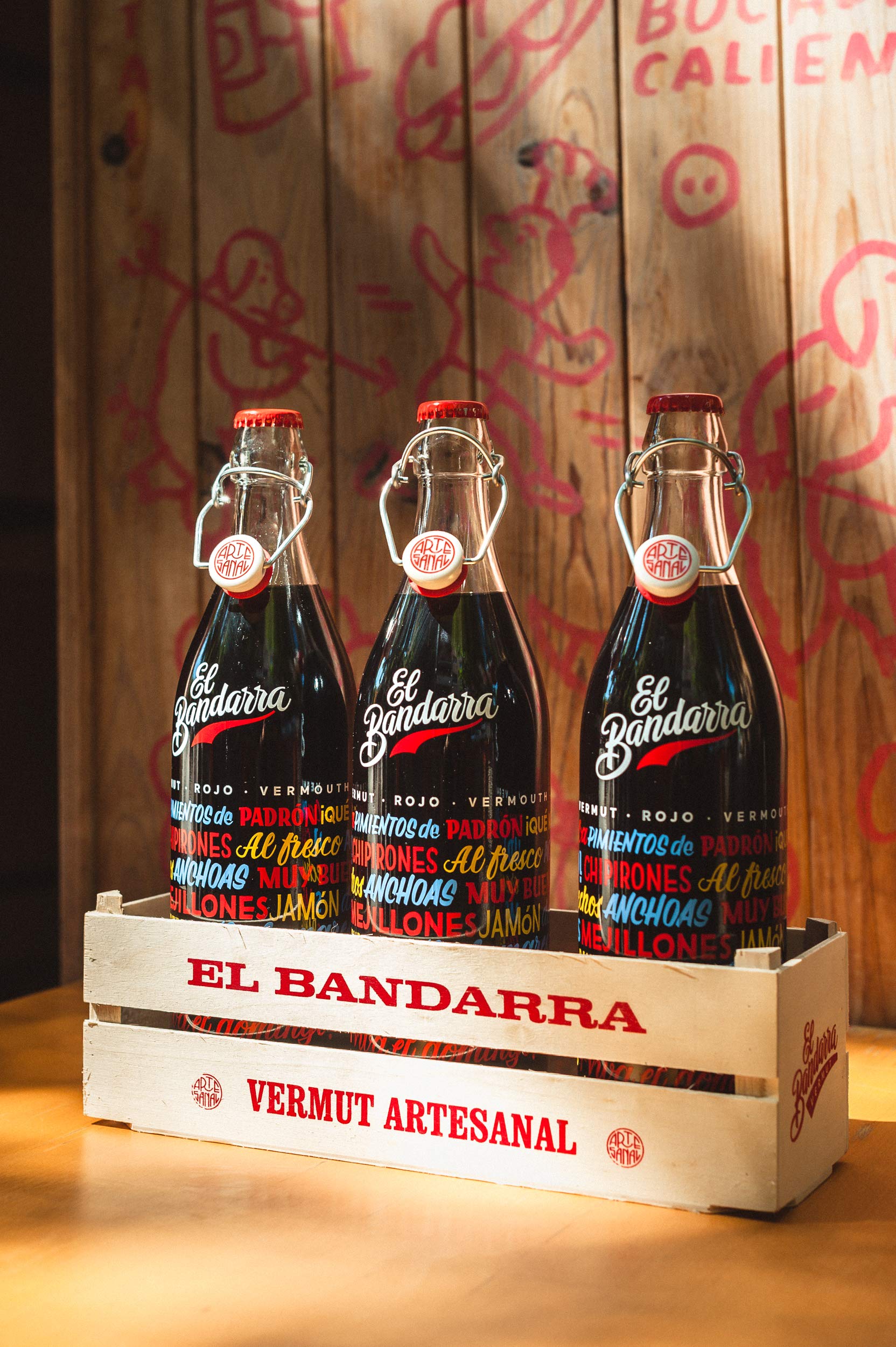 El Bandarra - Red Vermouth from Barcelona Made with Macabeu Grapes 3
