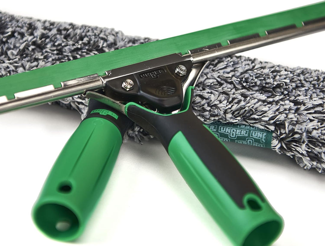 Unger AK013 Window Cleaning Kit 3-in-1 Starter Set with Squeegee, Microfibre Washer & Bucket