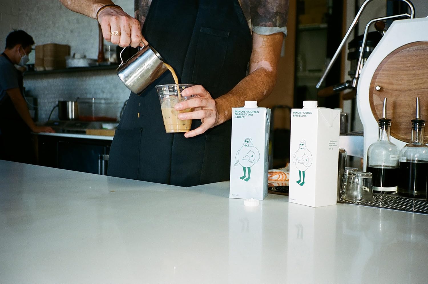 Minor Figures Barista Oat Milk, 1L (Long Life) - Dairy Free, No Added Sugar, Vegan 4