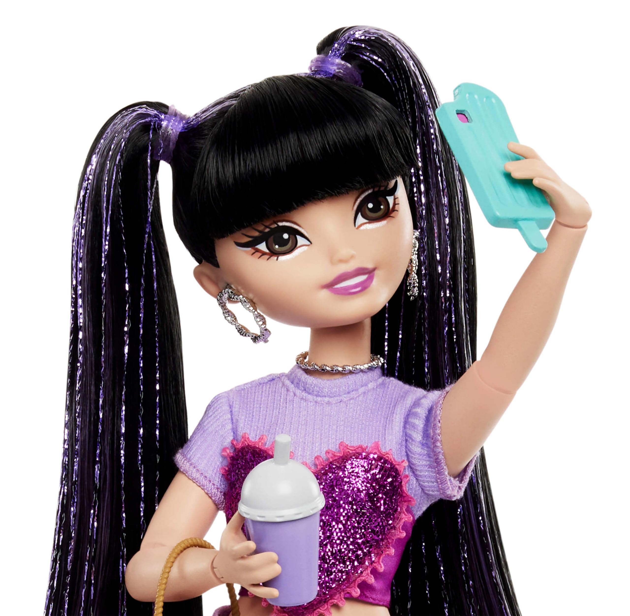 Barbie Dream Besties Renee Puppe &amp; Spielset zum Thema Essen – 12-teiliges Set mit Laptop, Pizza, Smoothie und mehr 3