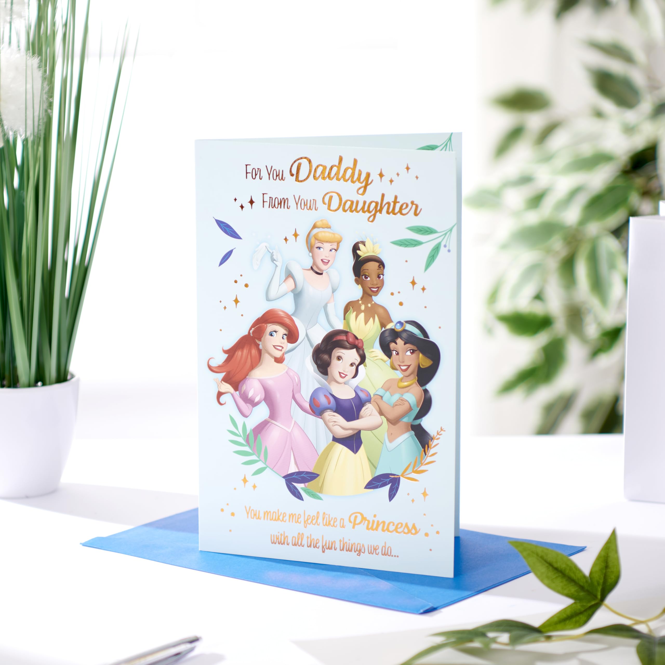 UK Greetings Father's Day Card for Daddy from Daughter | Princess Design | 14.9 x 22.9 cm 3