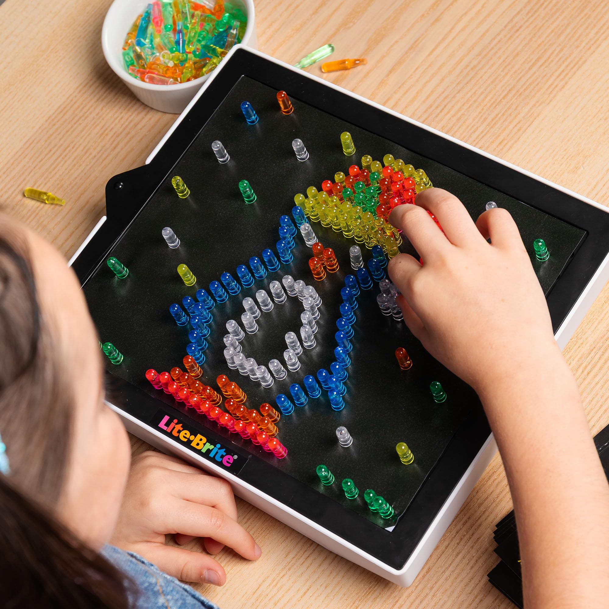 Lite Brite Ultimate Classic - Light Up Drawing Board | 12 Templates | Ages 4+ 8