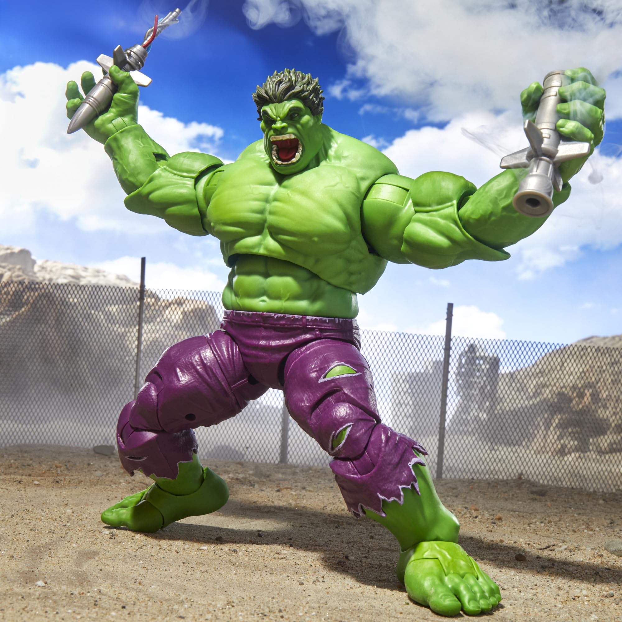 Hasbro Marvel Legends Maximum Series Hulk Action Figure - 8.5 Inch Collectible with 30 Points of Articulation 3